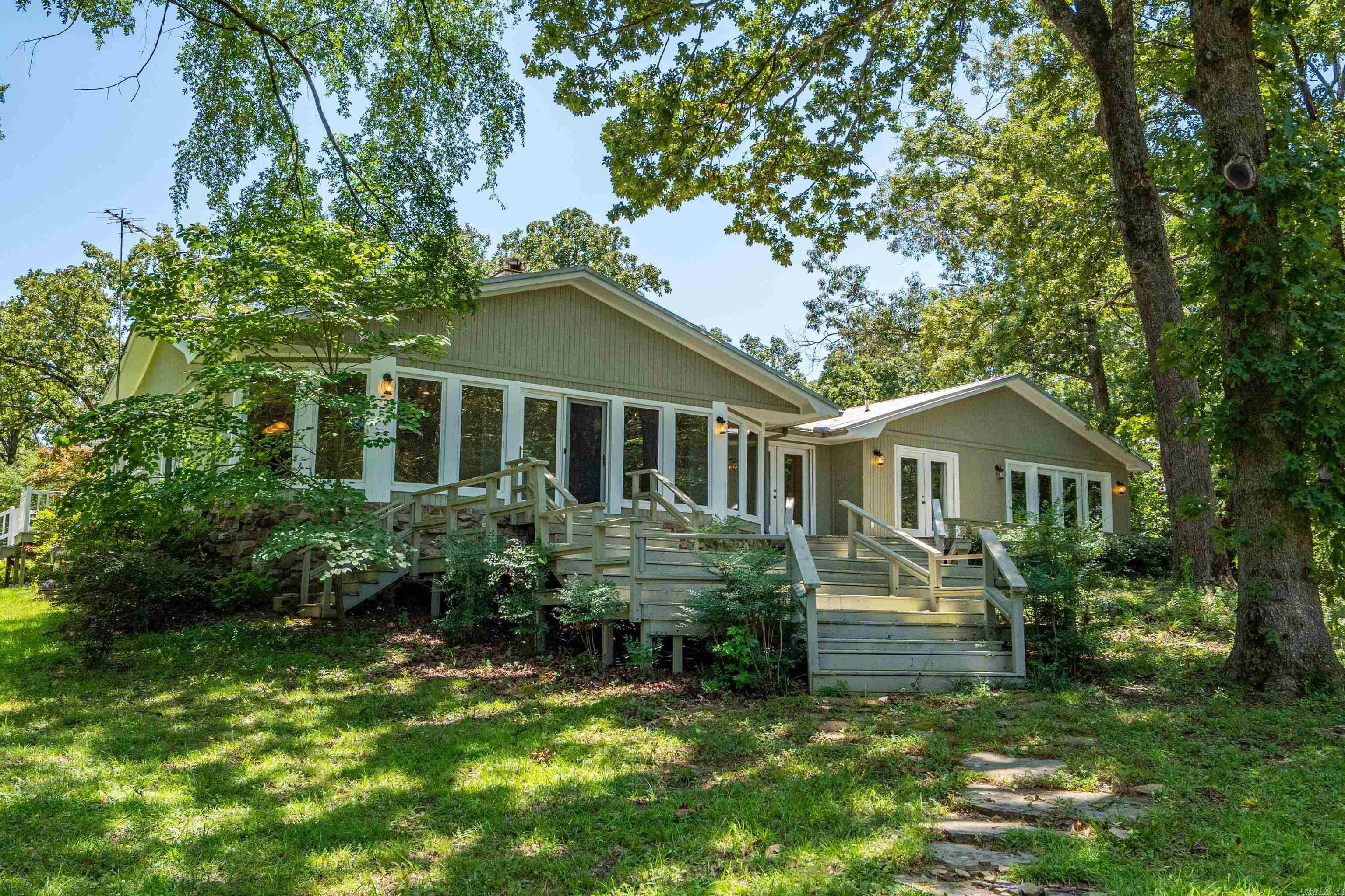 512 Beachview Circle — photo