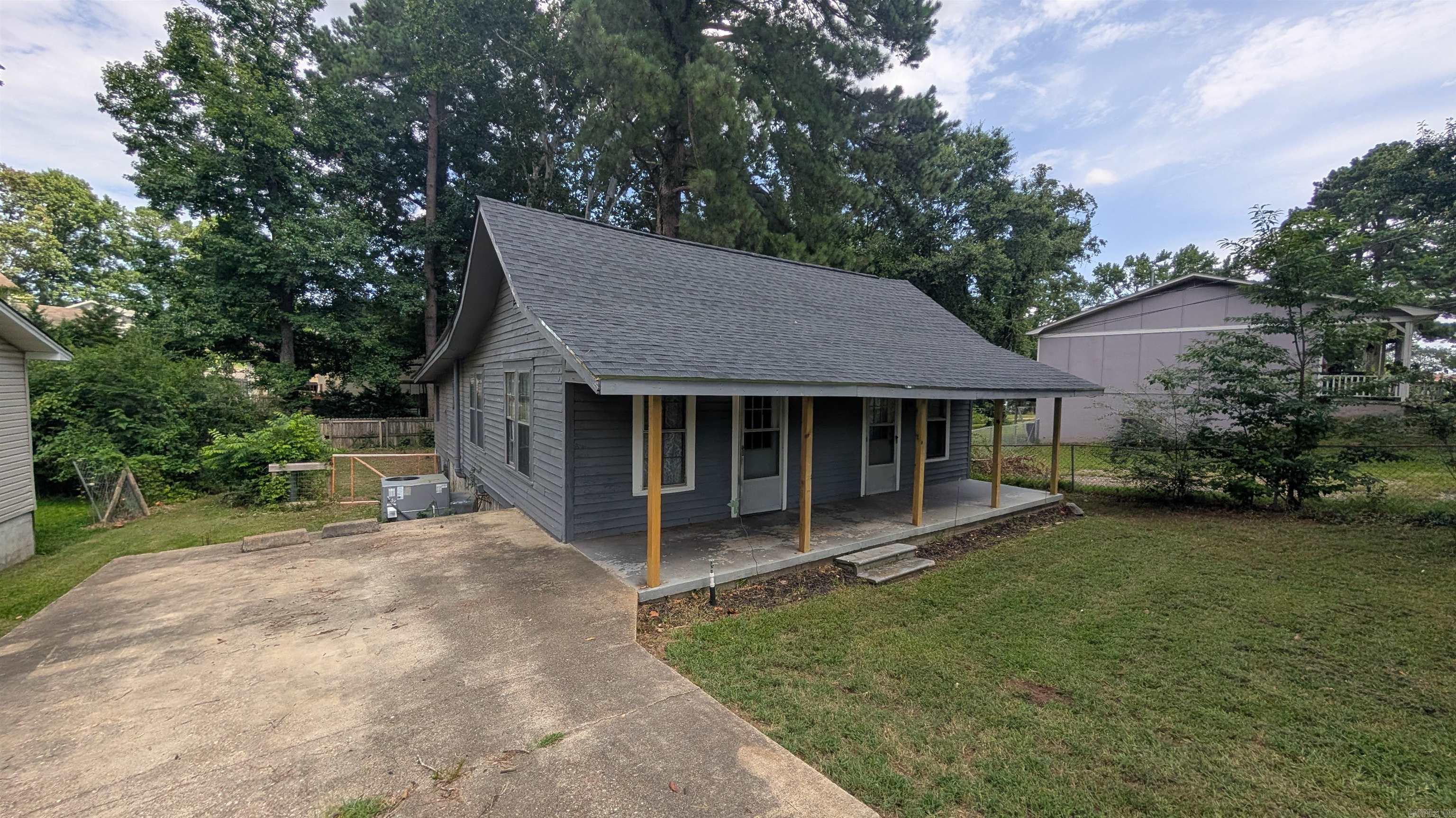 2115 Wright Avenue, Benton, AR 72015 — photo 2