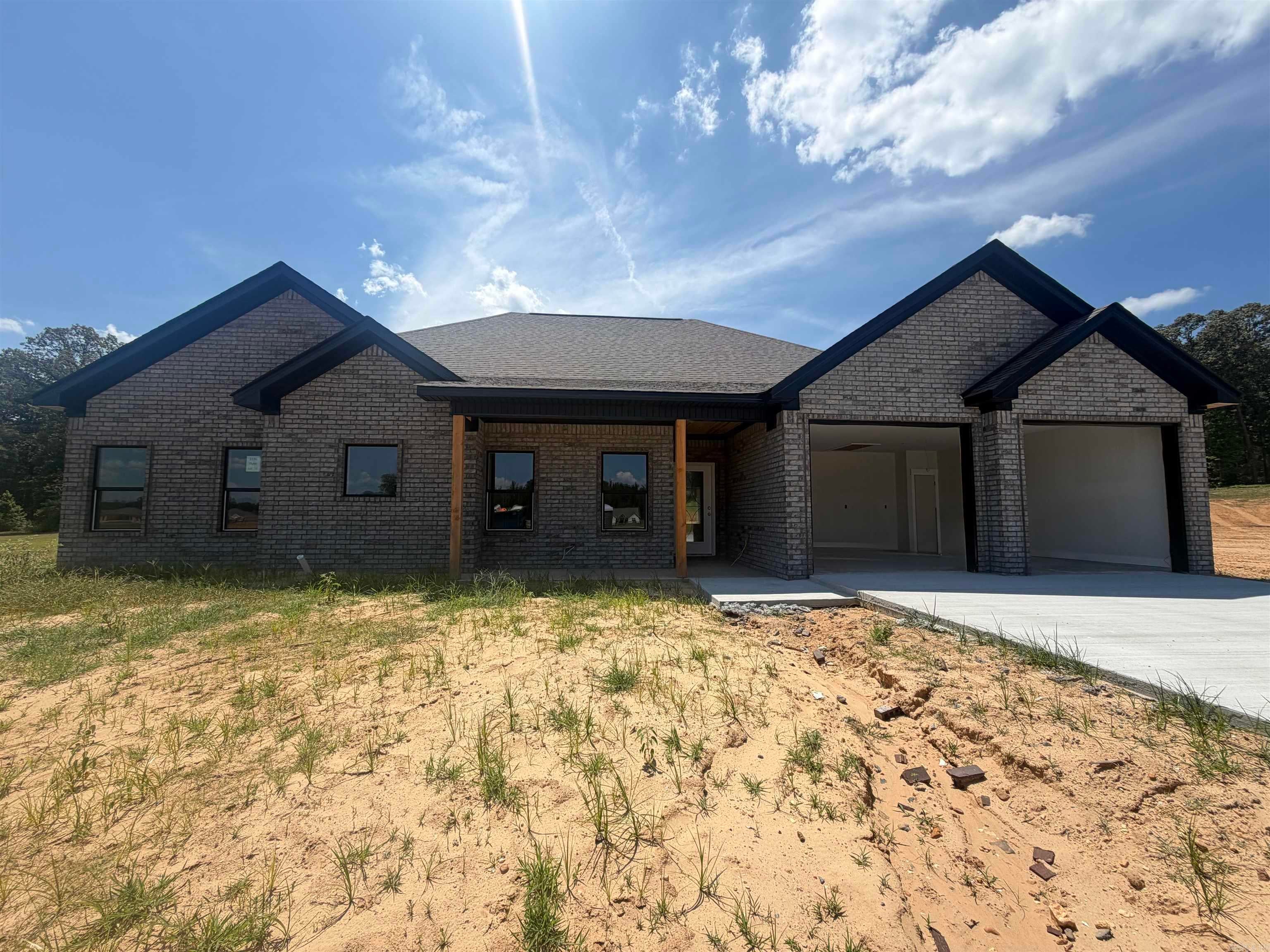 1136 Duke Drive — photo