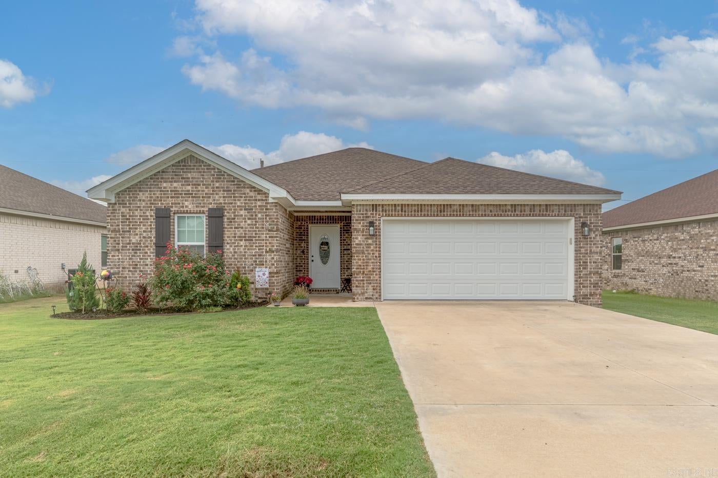 113 Redwood Drive — photo
