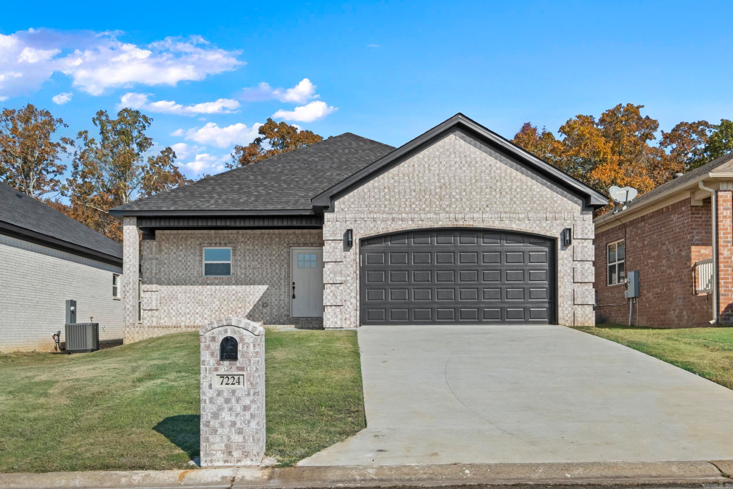 7224 Stonehenge Drive — photo