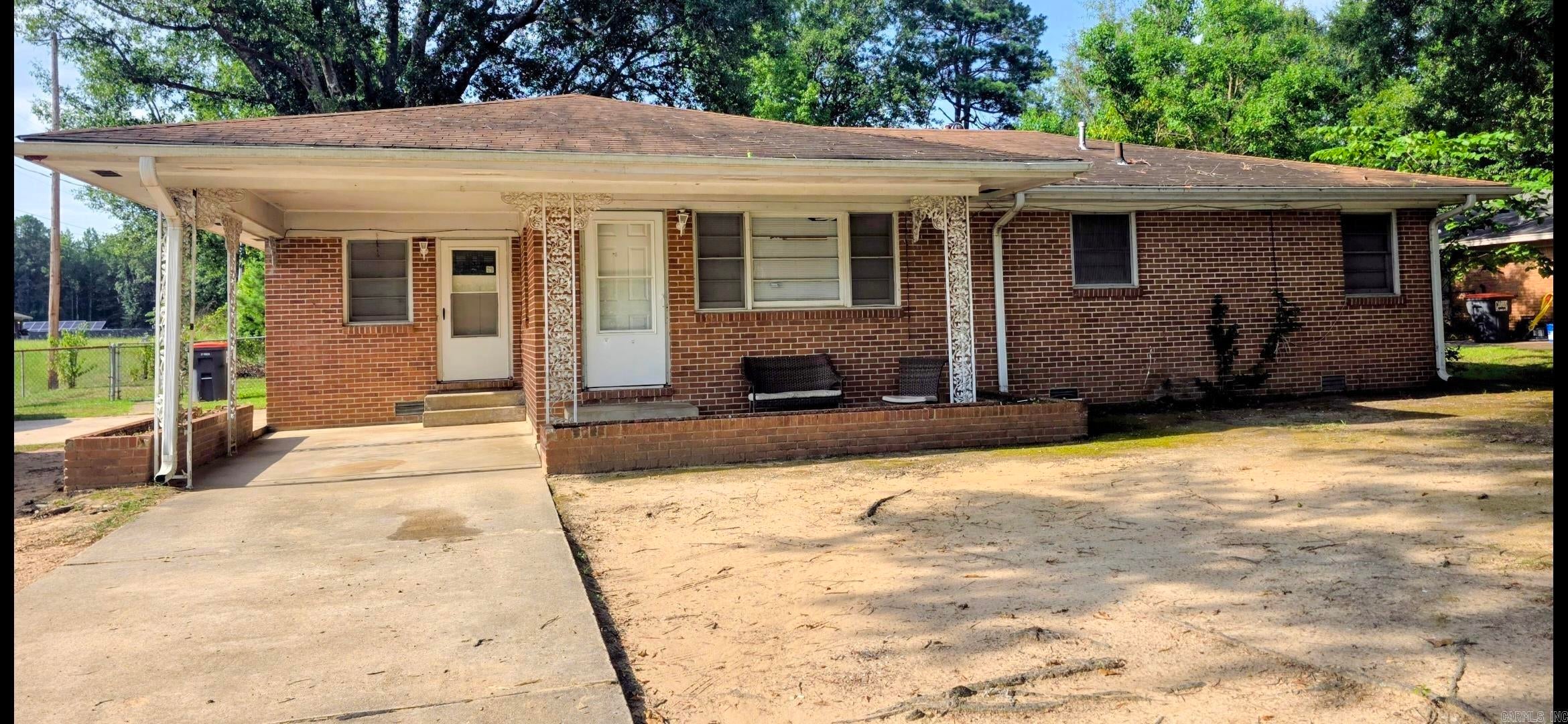 5109 Faucett Road — photo