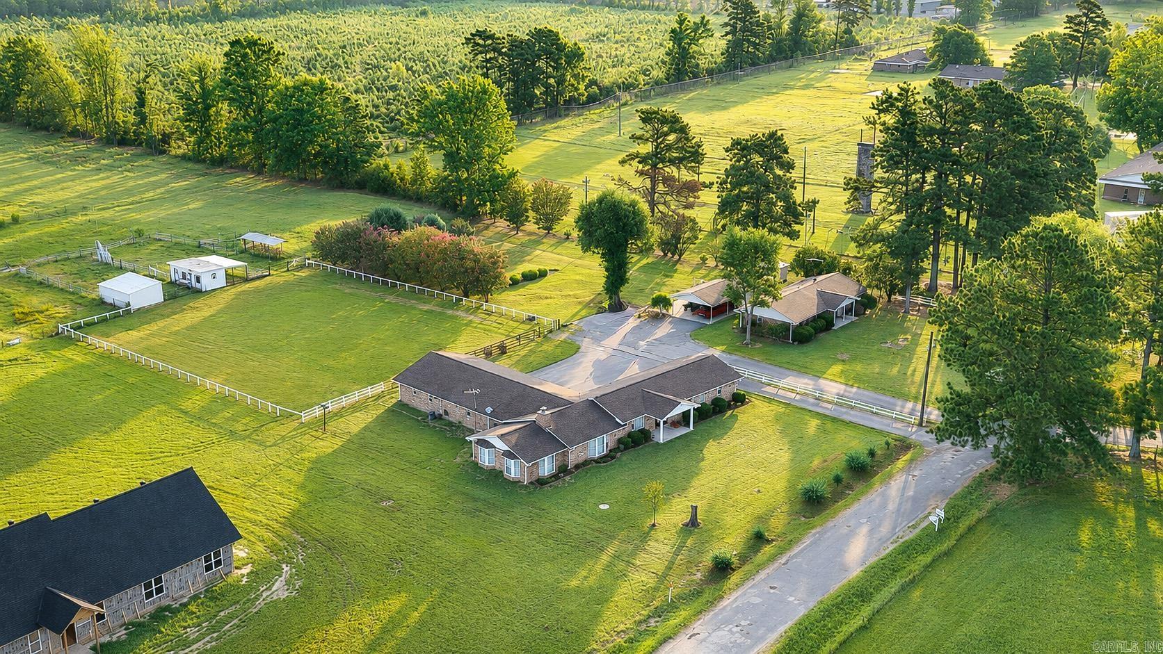 7407 W 13th, Pine Bluff, AR 71602 — photo 2