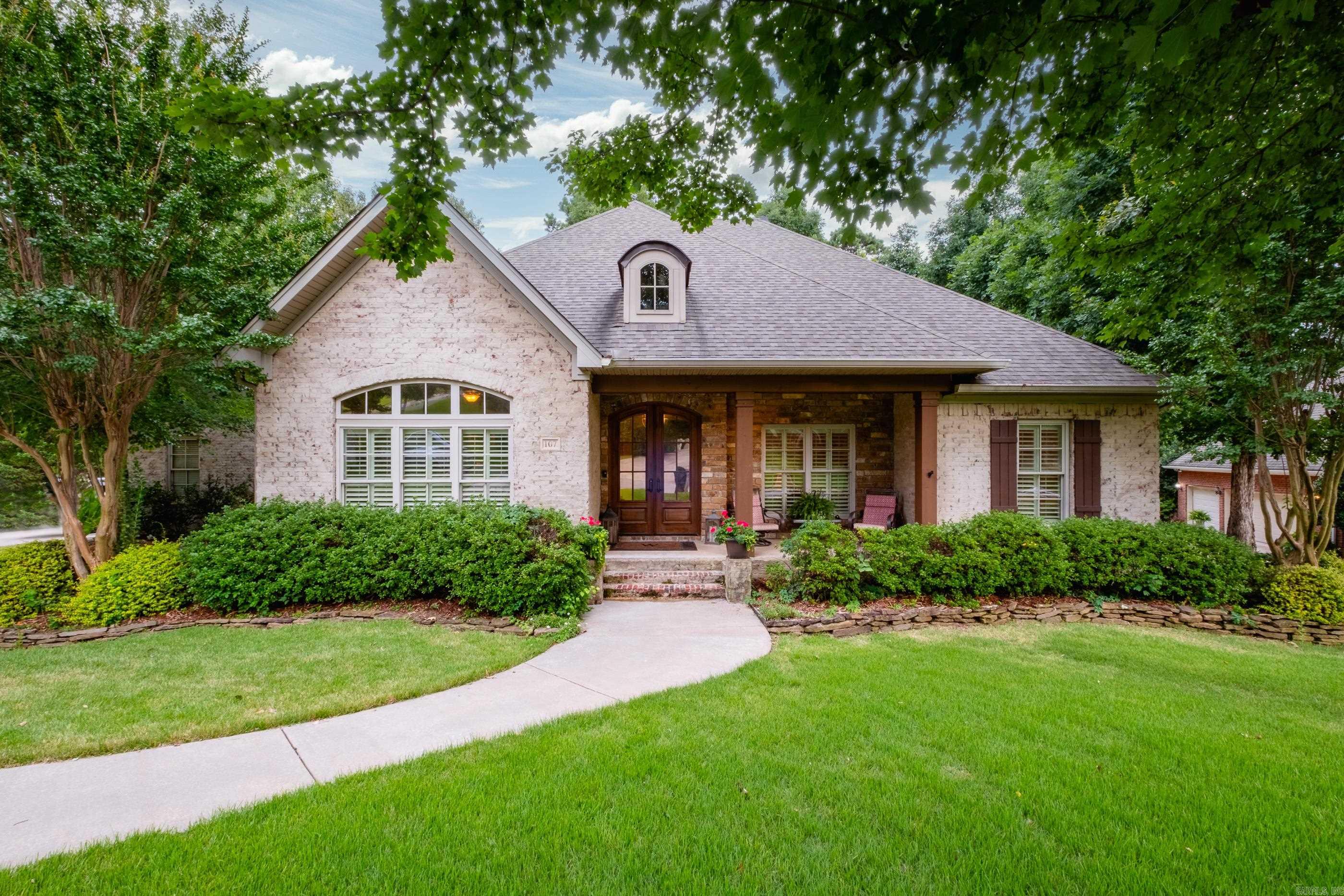 107 Noyant Drive — photo