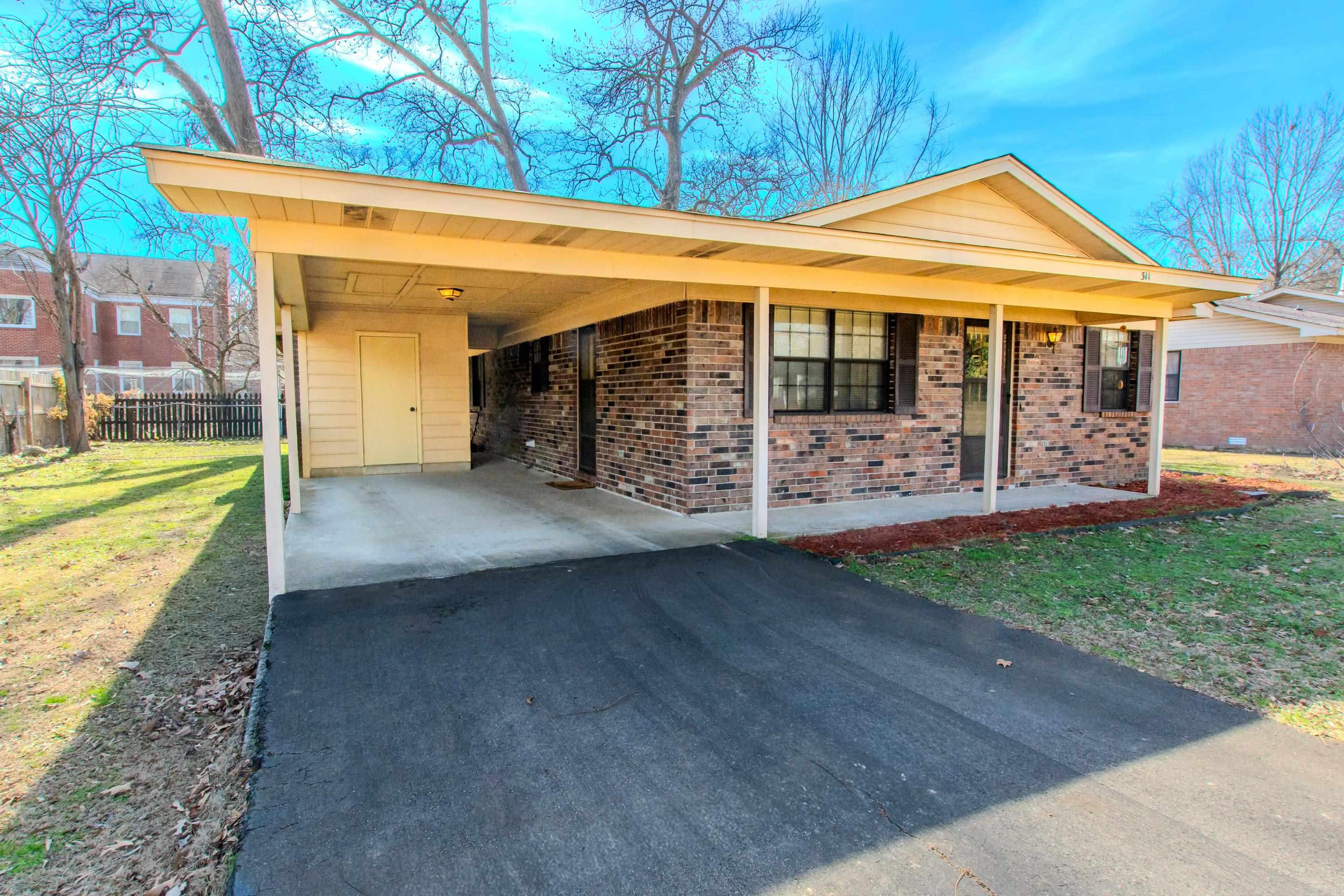311 E 2nd Street, Lonoke, AR 72086 — photo 2