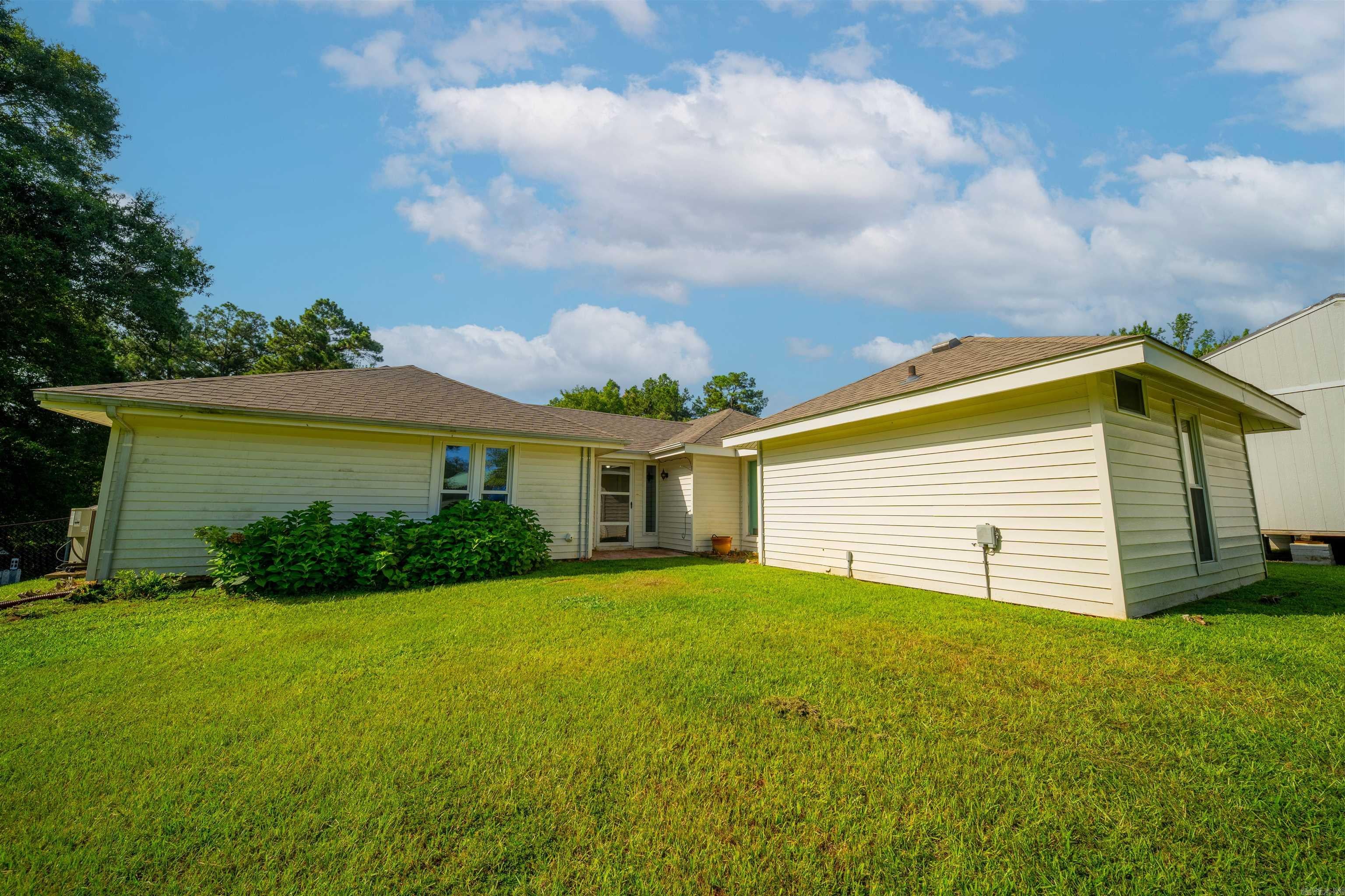 139 Windy Hills Lane — photo