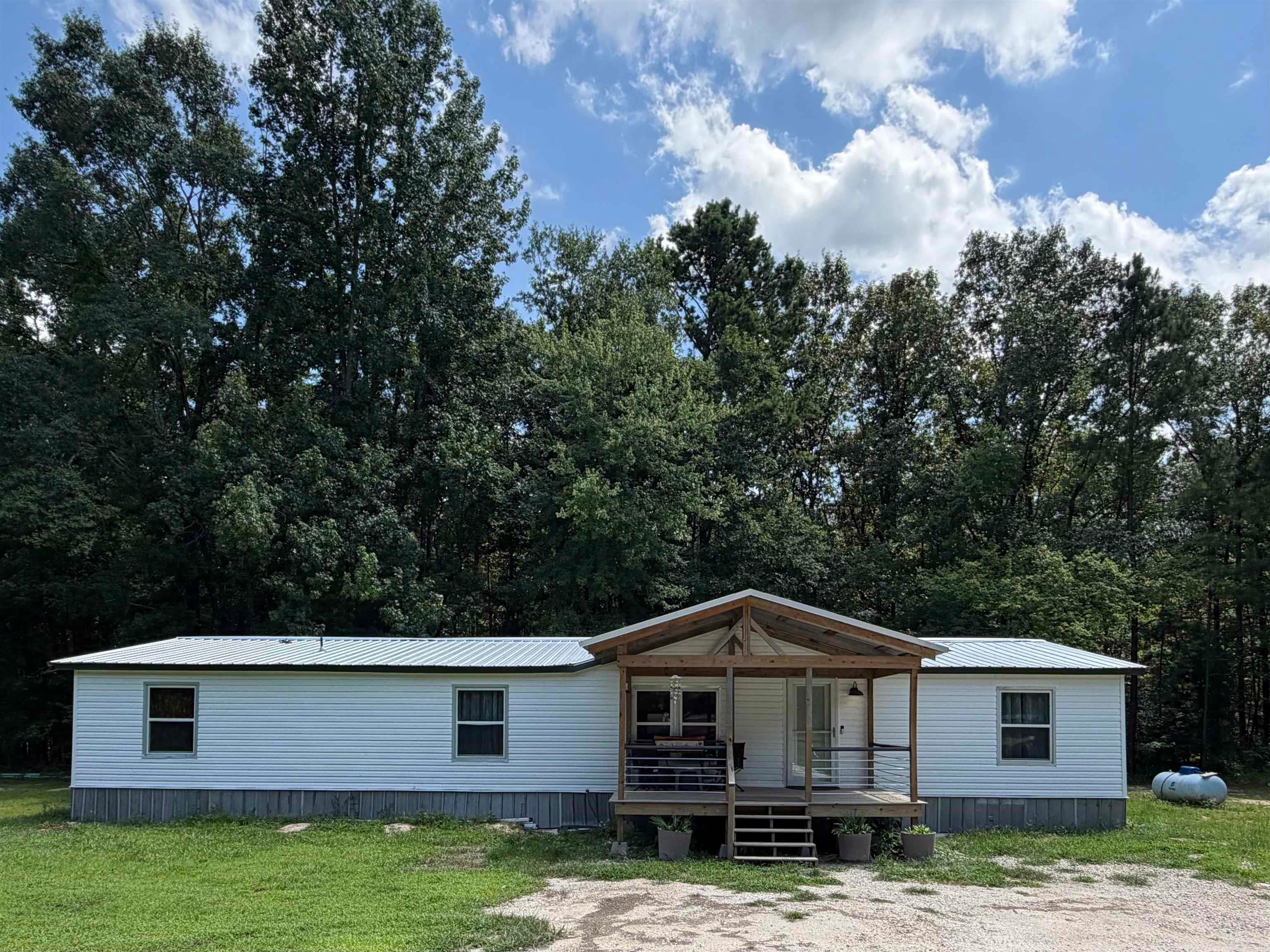 2358 Thunderbird Loop — photo