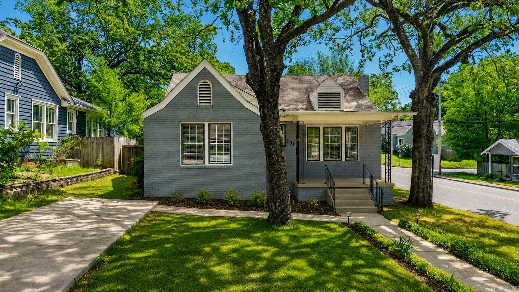 101 Linwood Court — photo