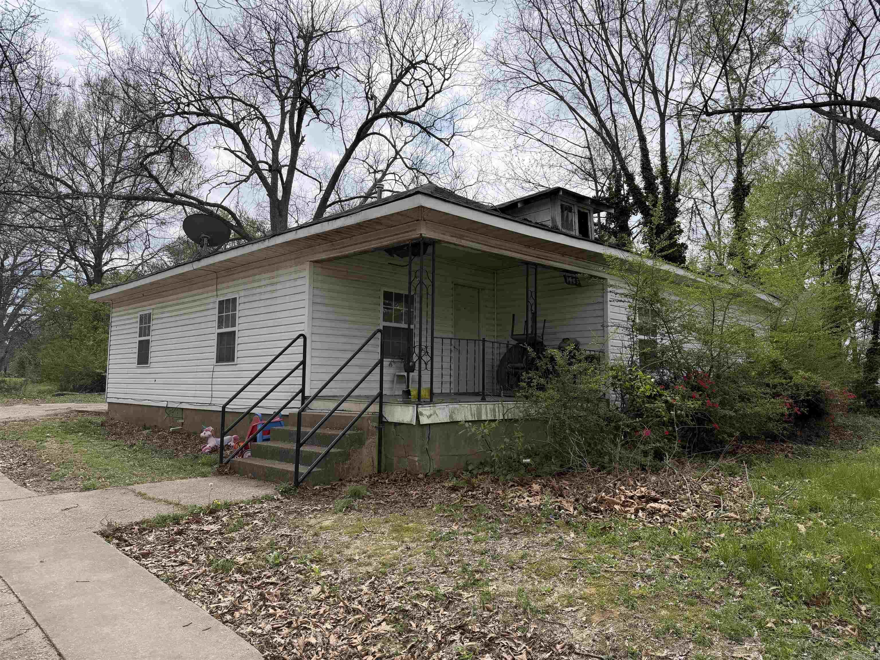 1405 W Washington — photo