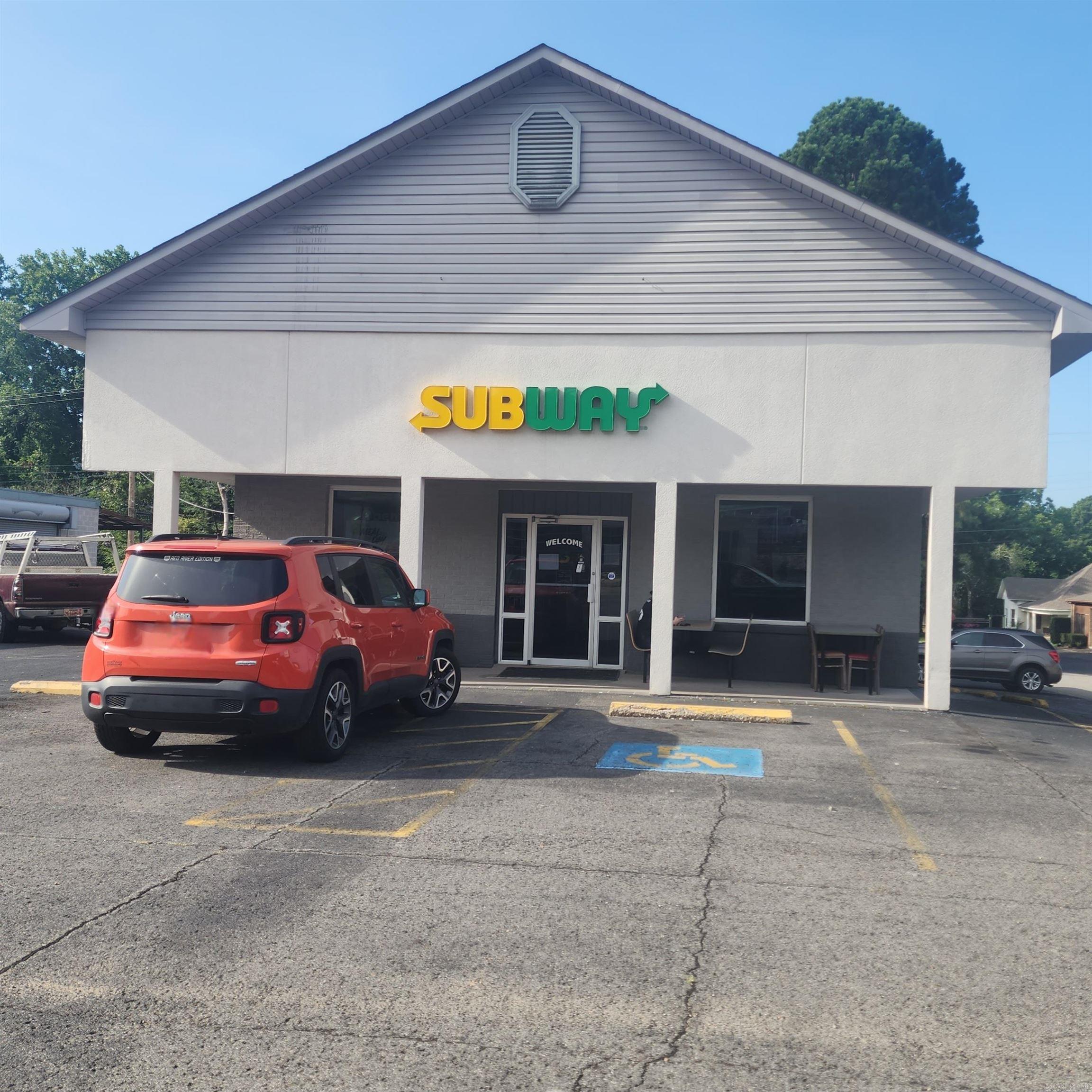 525 W Main Street — photo