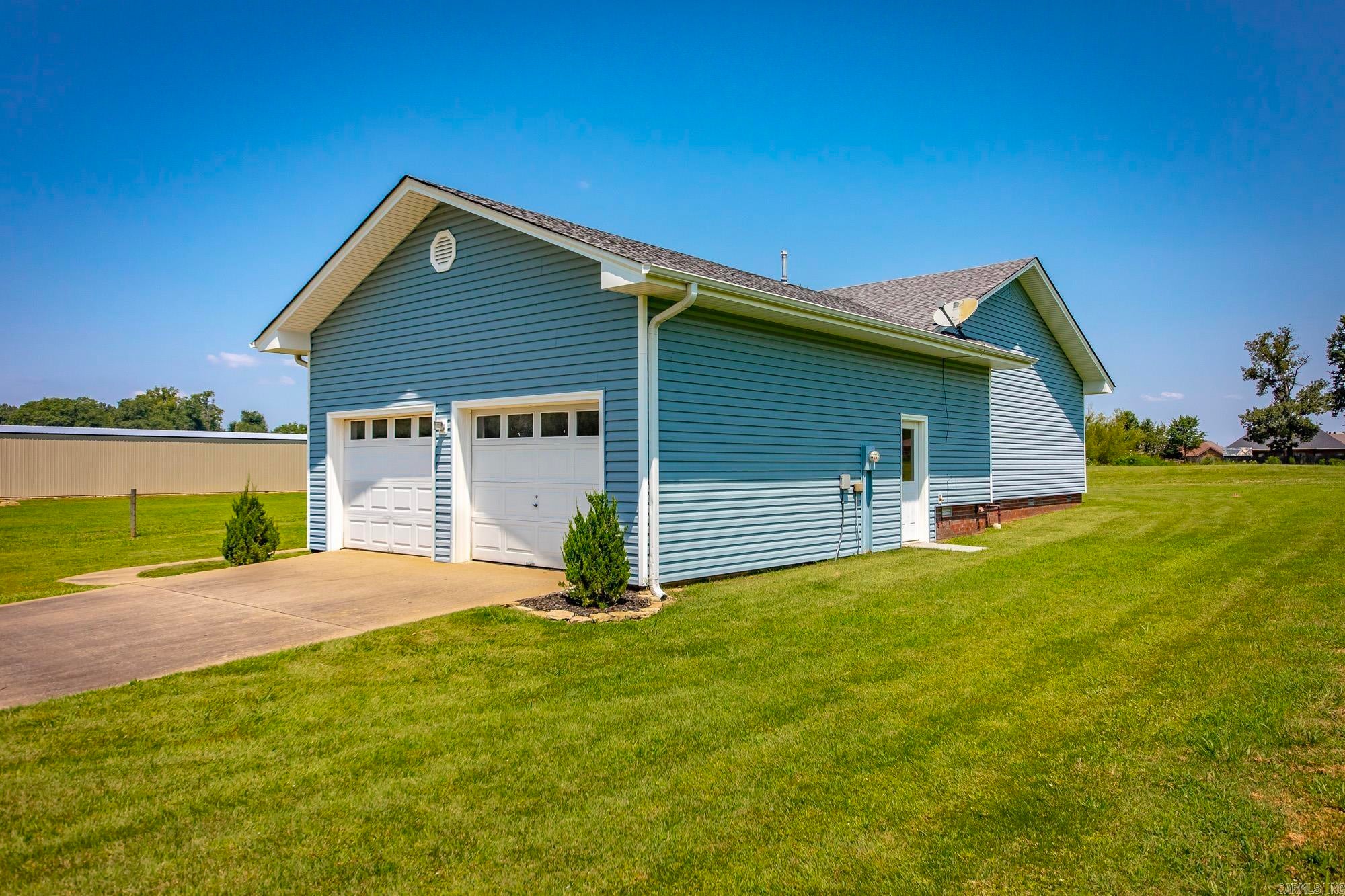 Home in Cabot, AR 72023 — photo 2
