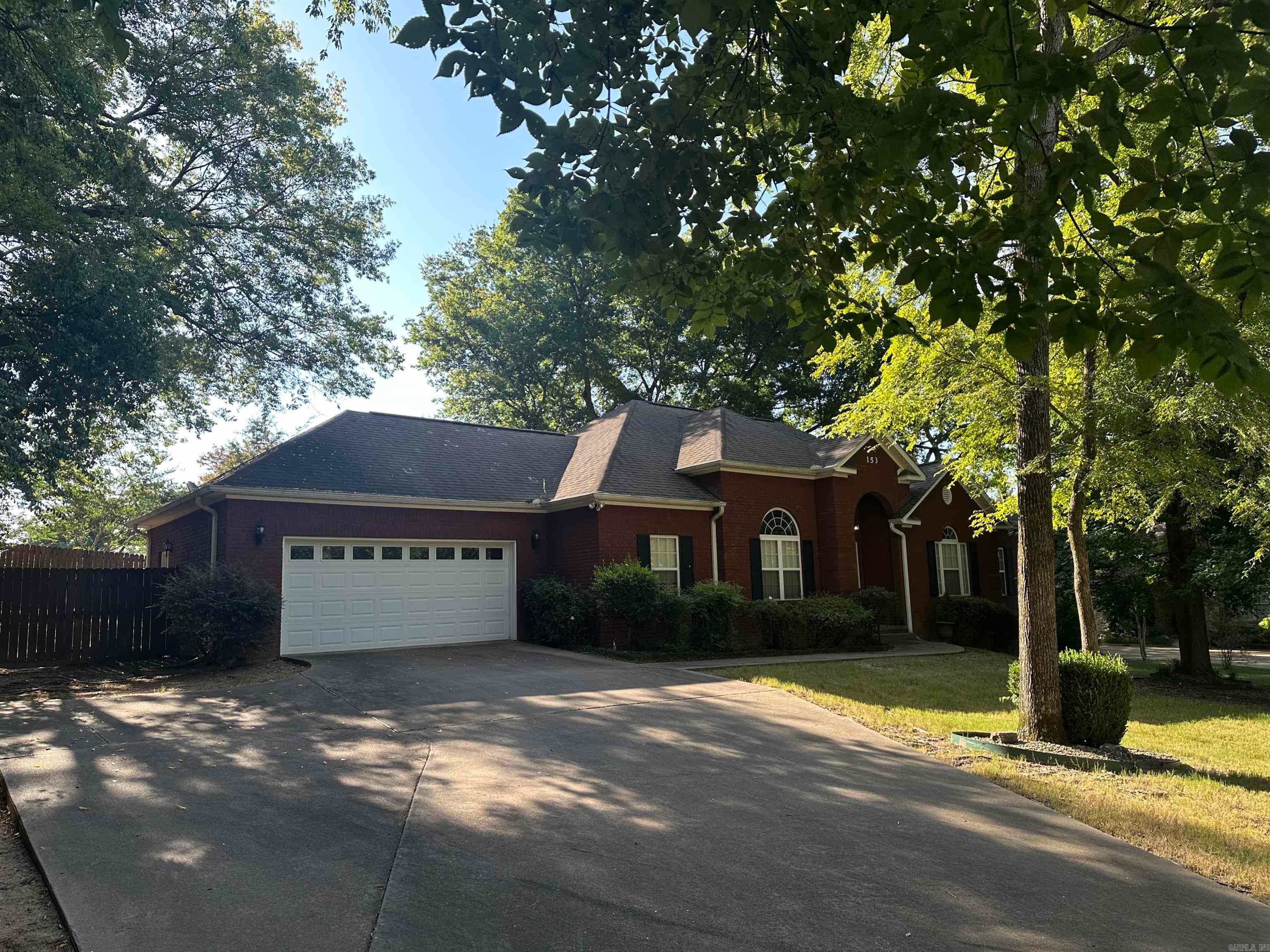 153 Shady Woods Court — photo