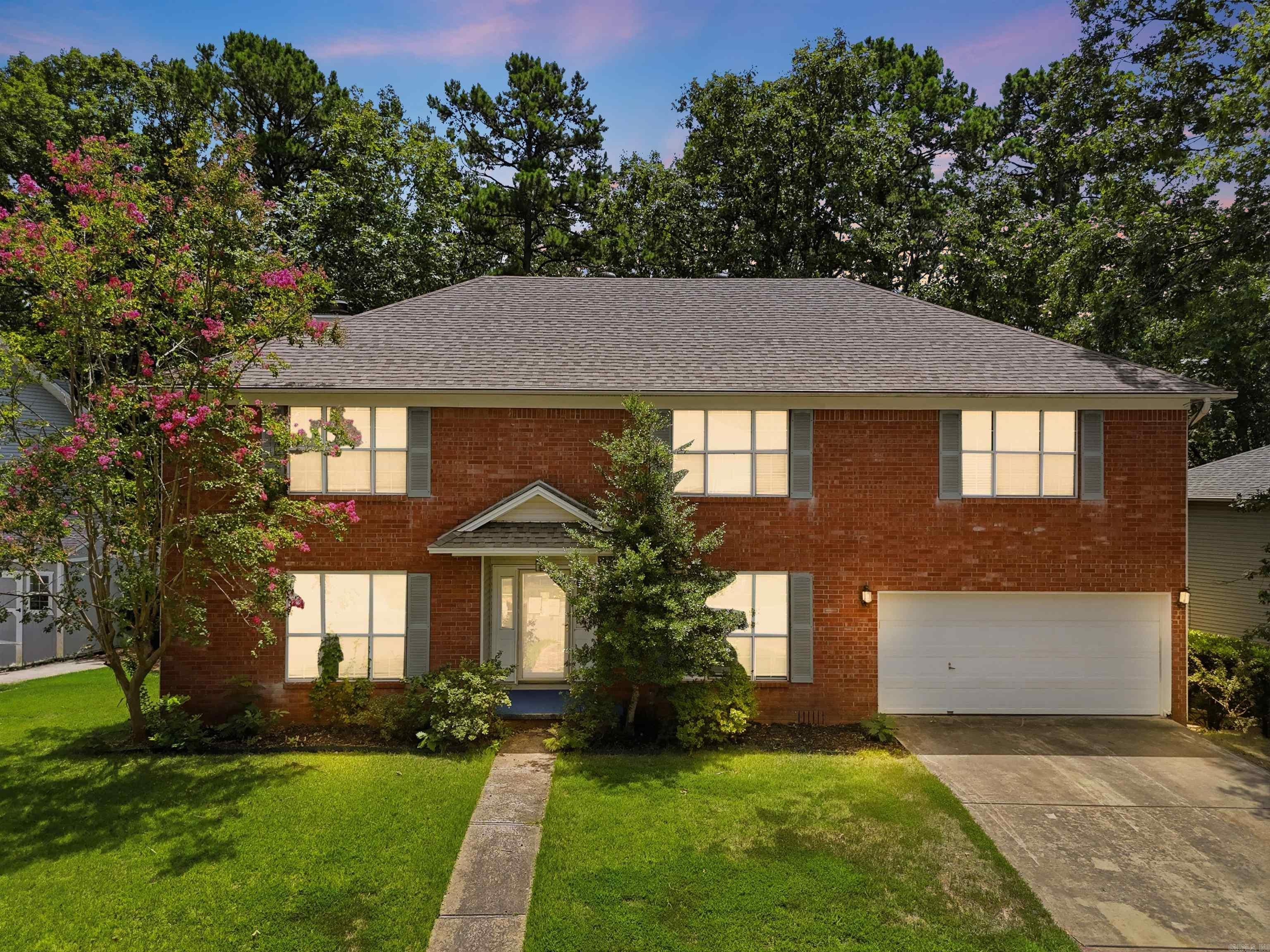 1313 River Oaks Drive — photo