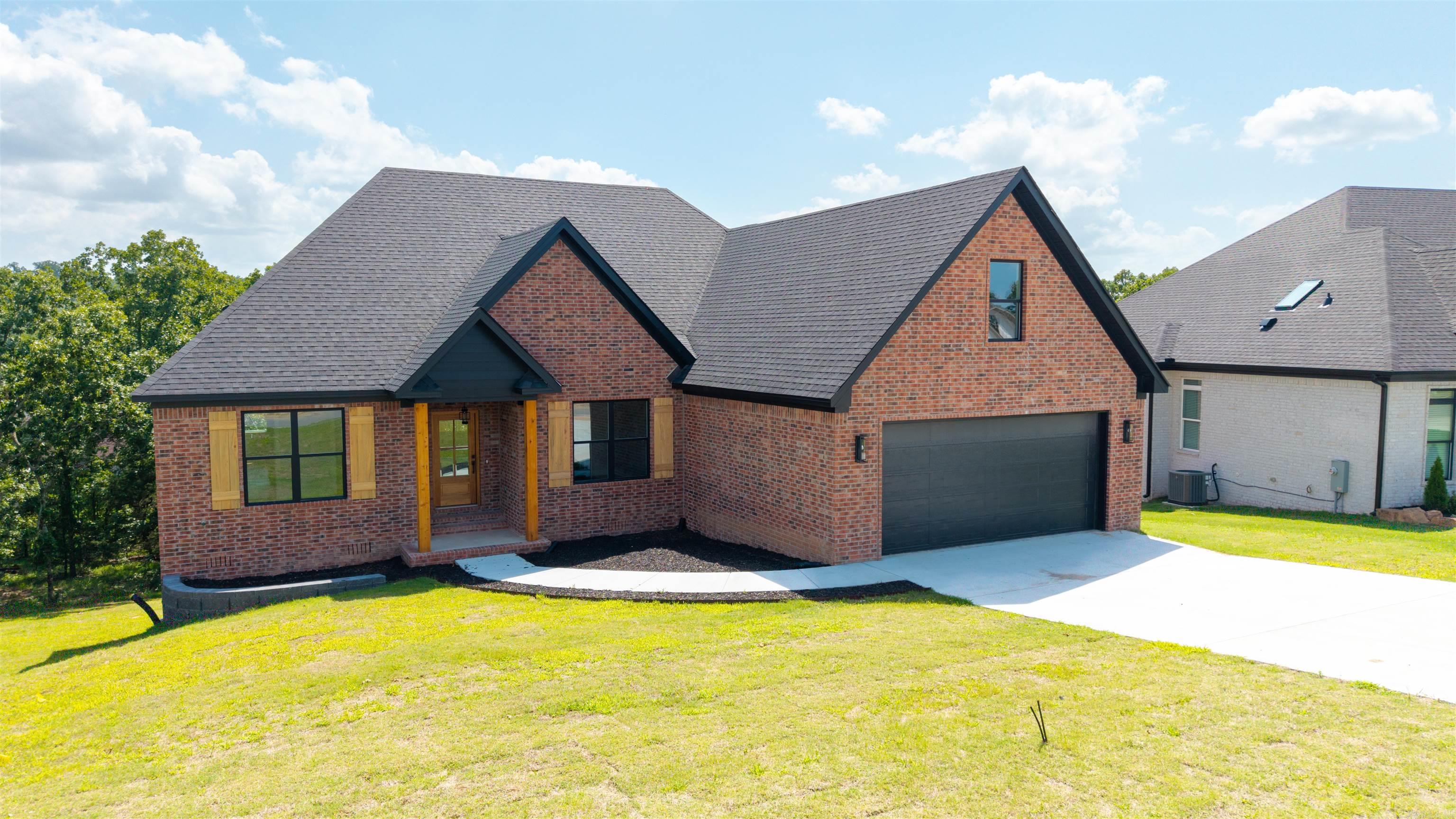 1197 Fern Ridge Road — photo