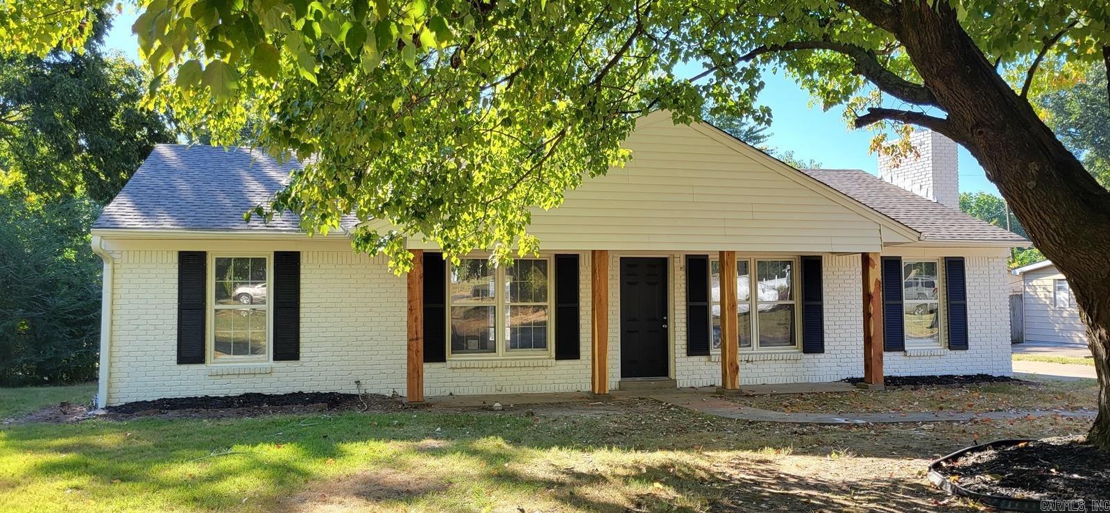 1815 W College Blvd — photo