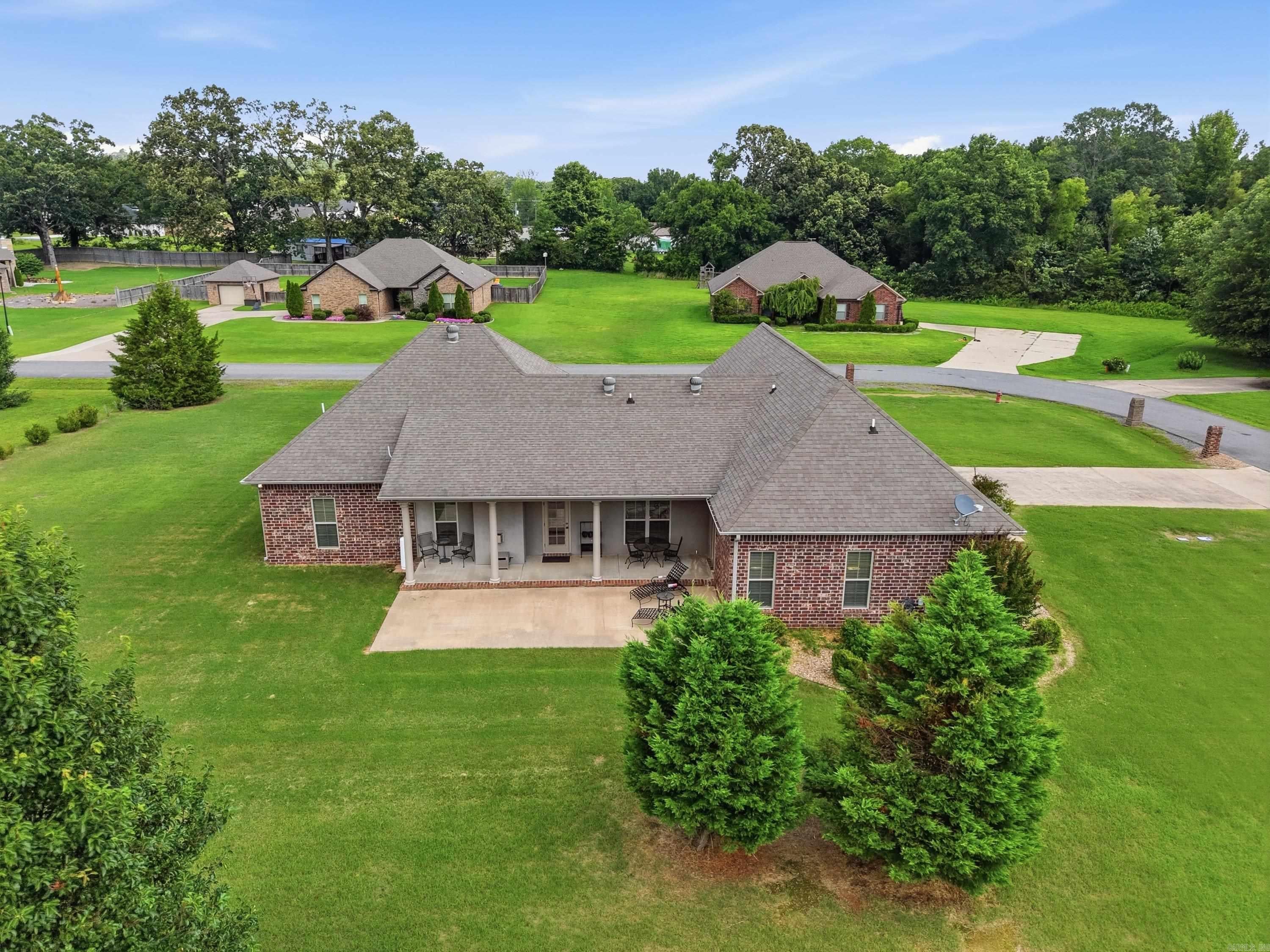 10 Colt Loop, Greenbrier, AR 72058 — photo 2