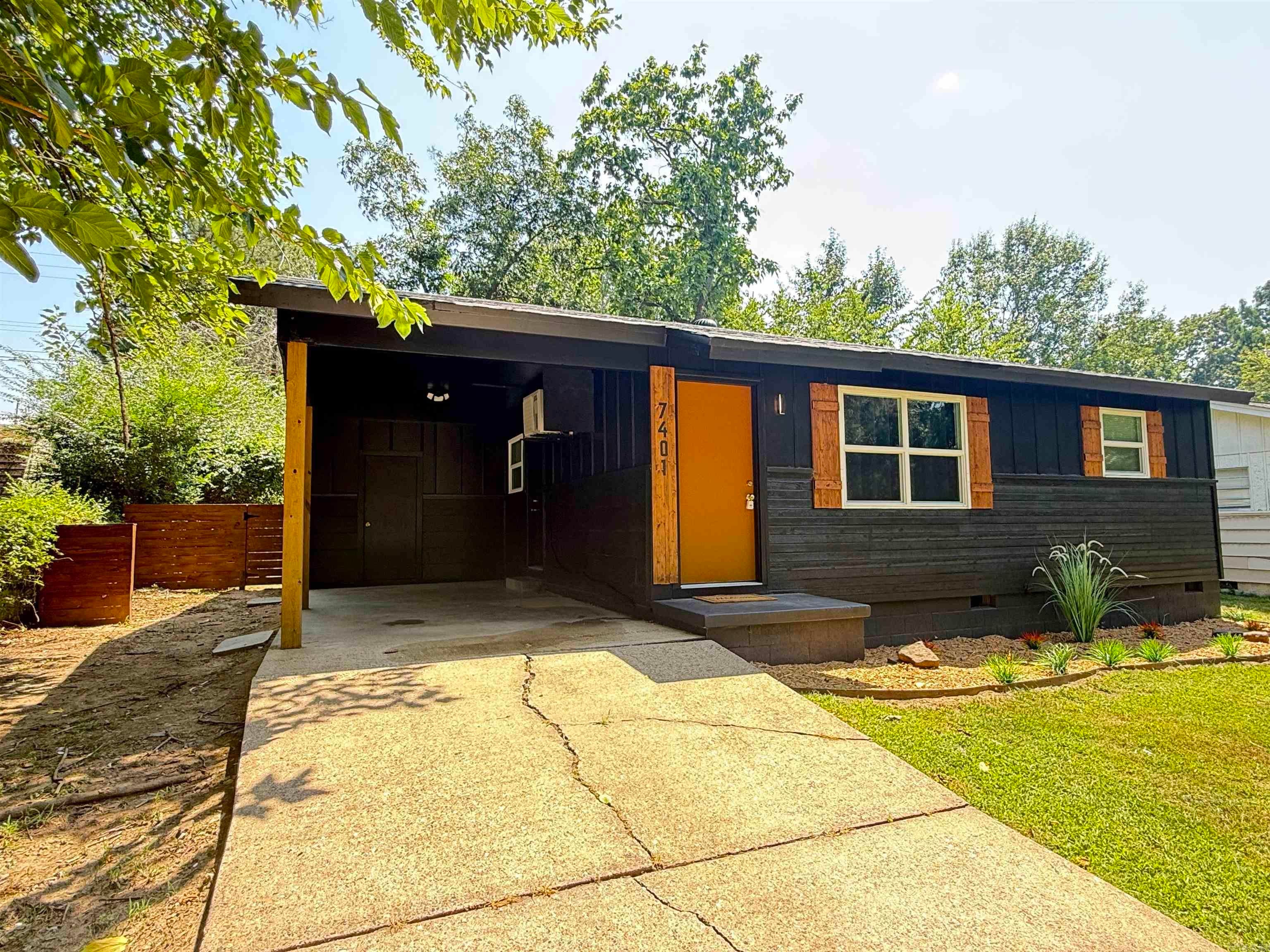 7401 Redwood Drive — photo