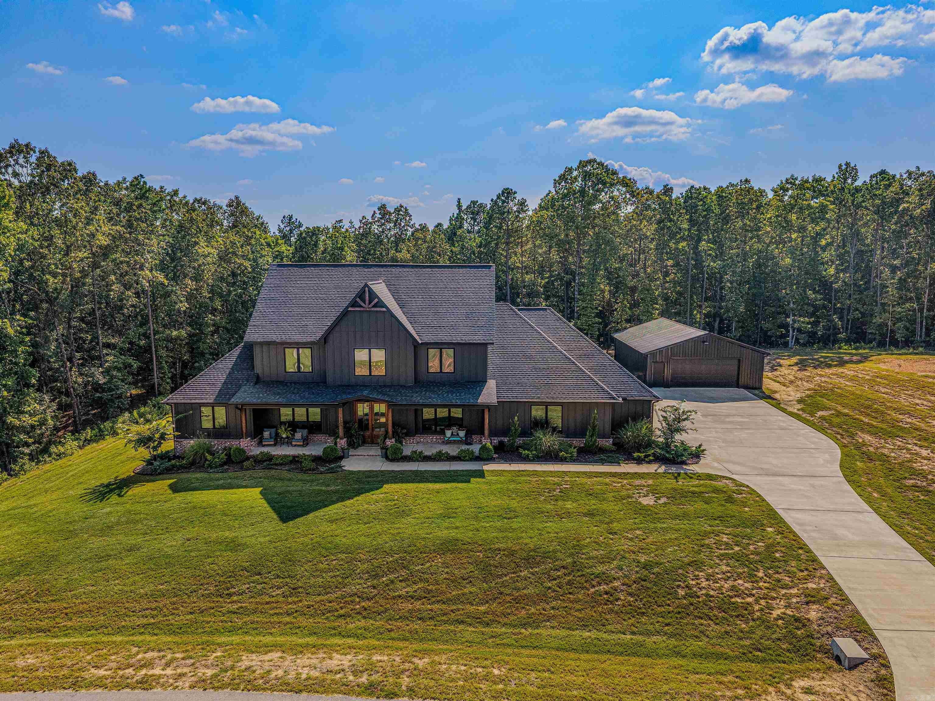 3009 Pine Hill Drive — photo