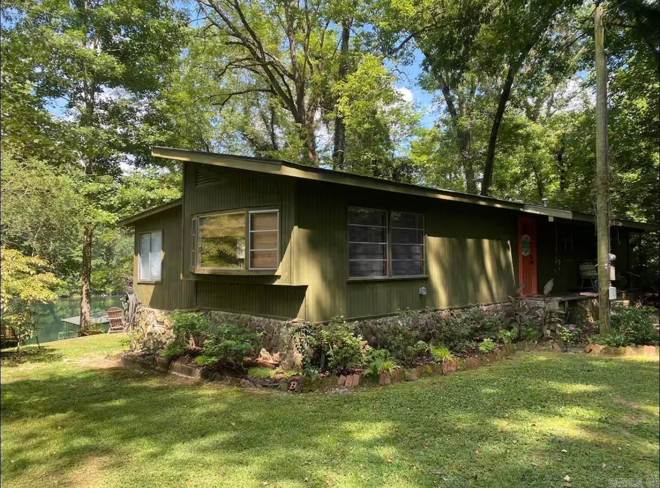 1109 Ferguson Road — photo