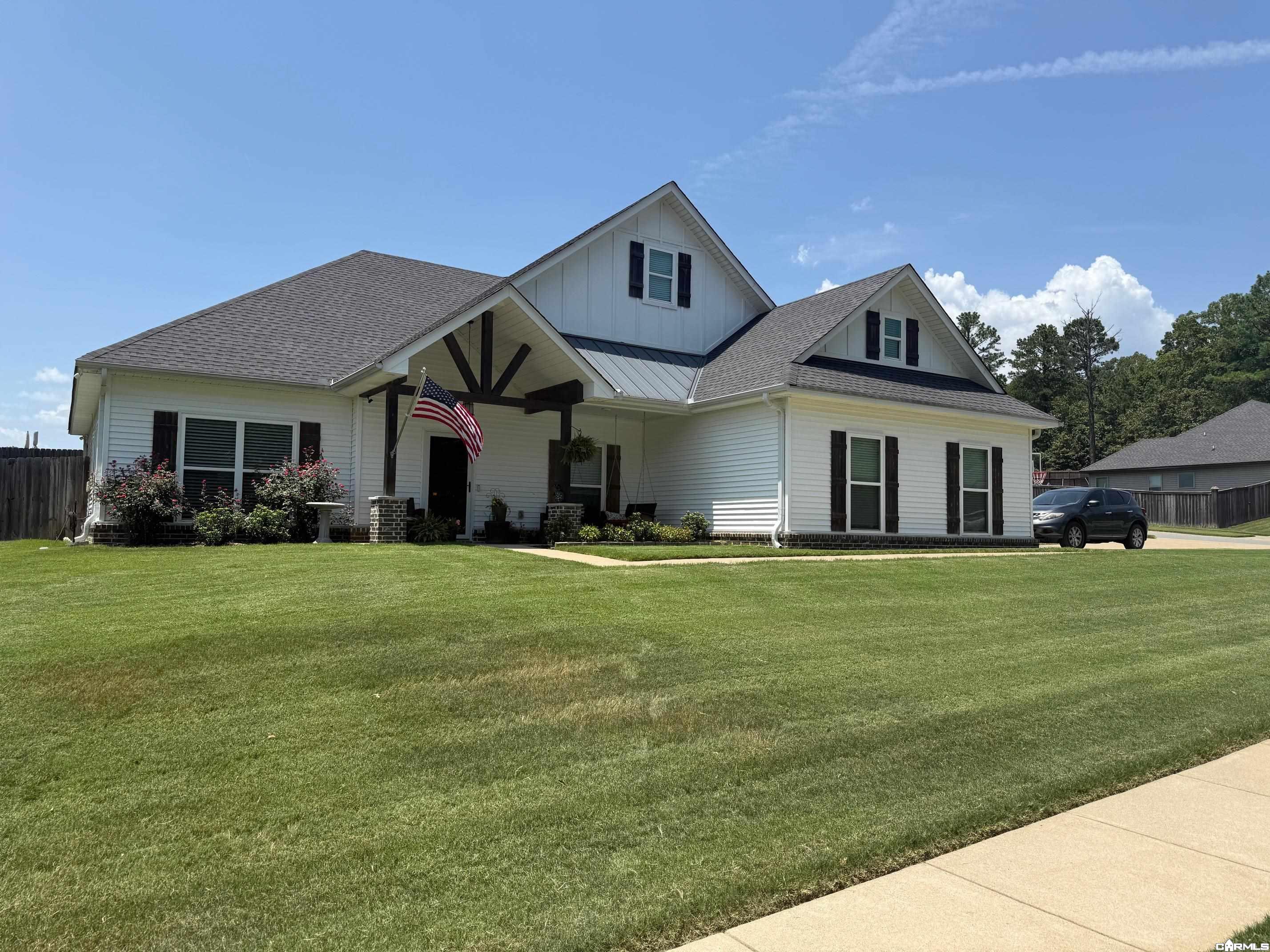 3903 Hampton Drive — photo