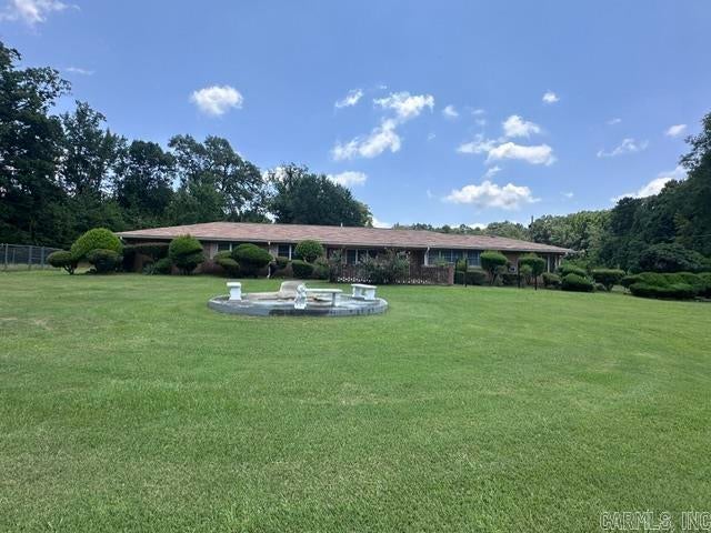 2143 N Wyatt Drive — photo