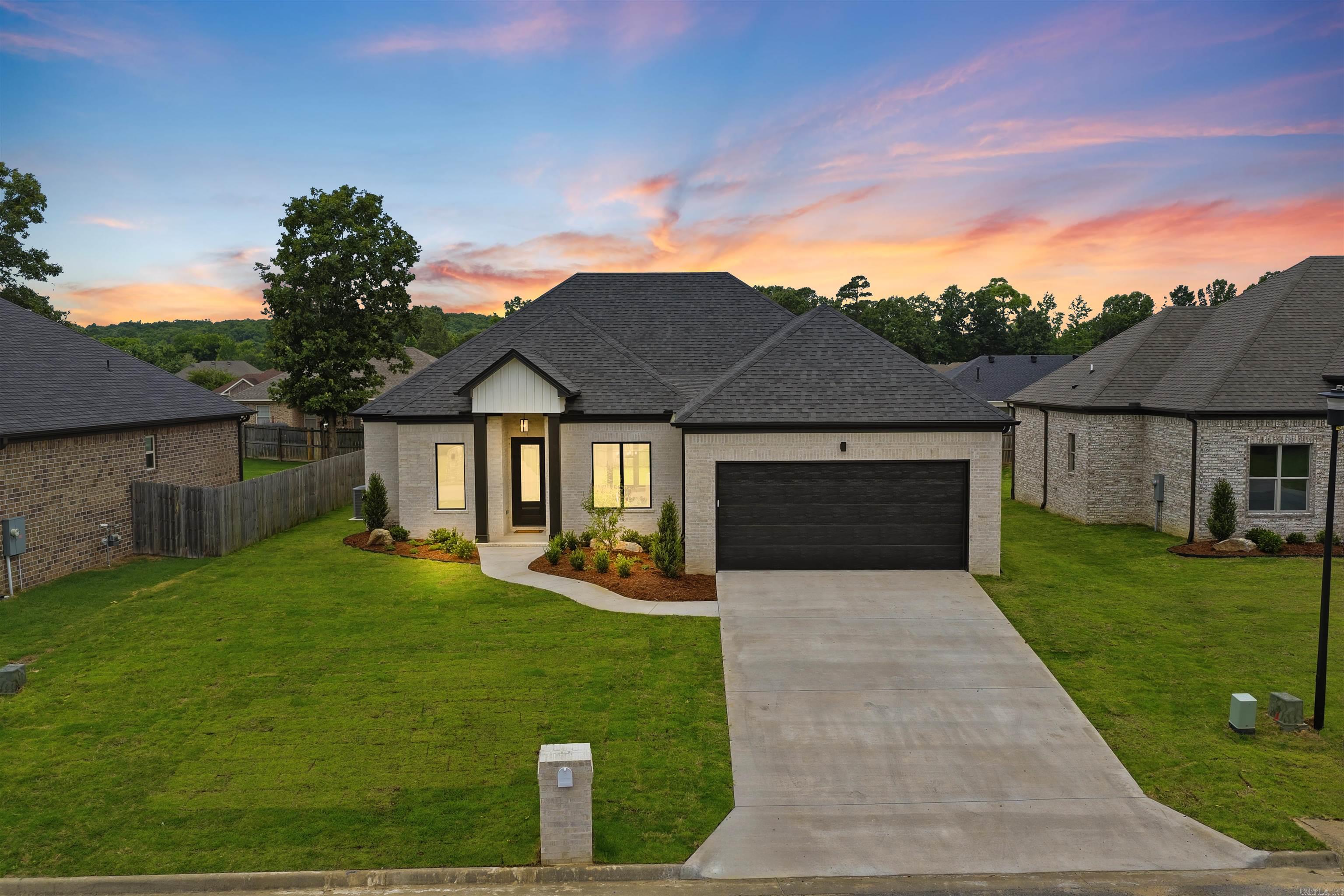 110 Sanibel Circle — photo