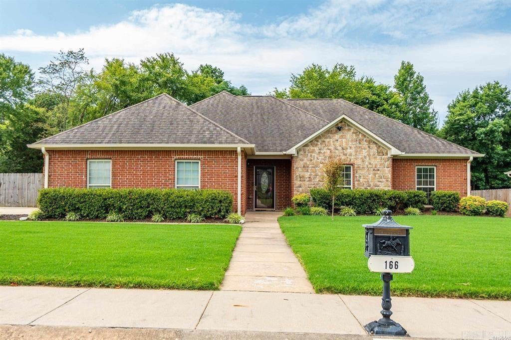 166 Mapleleaf Circle — photo