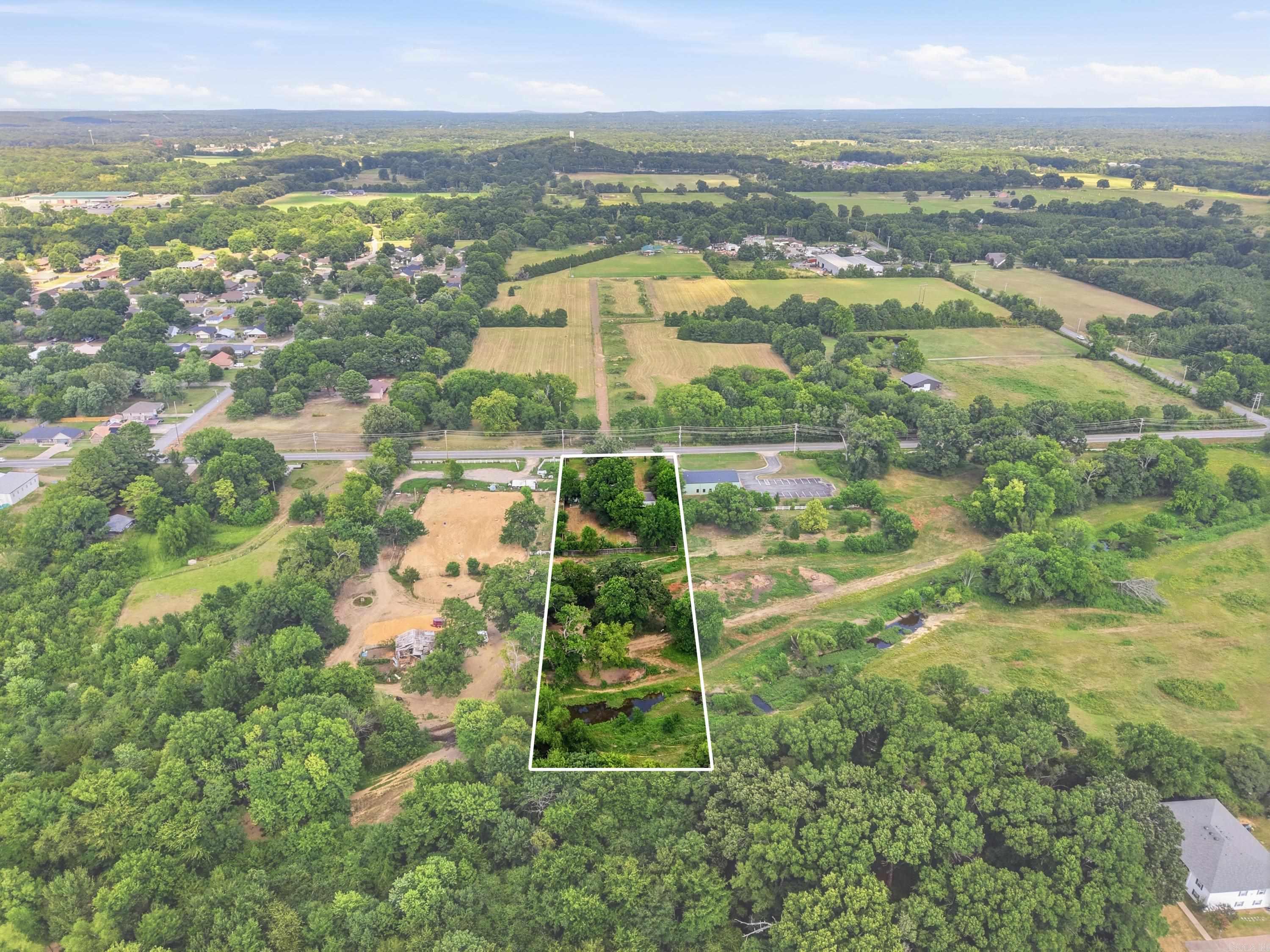 225 E German Lane, Conway, AR 72032 — photo 2