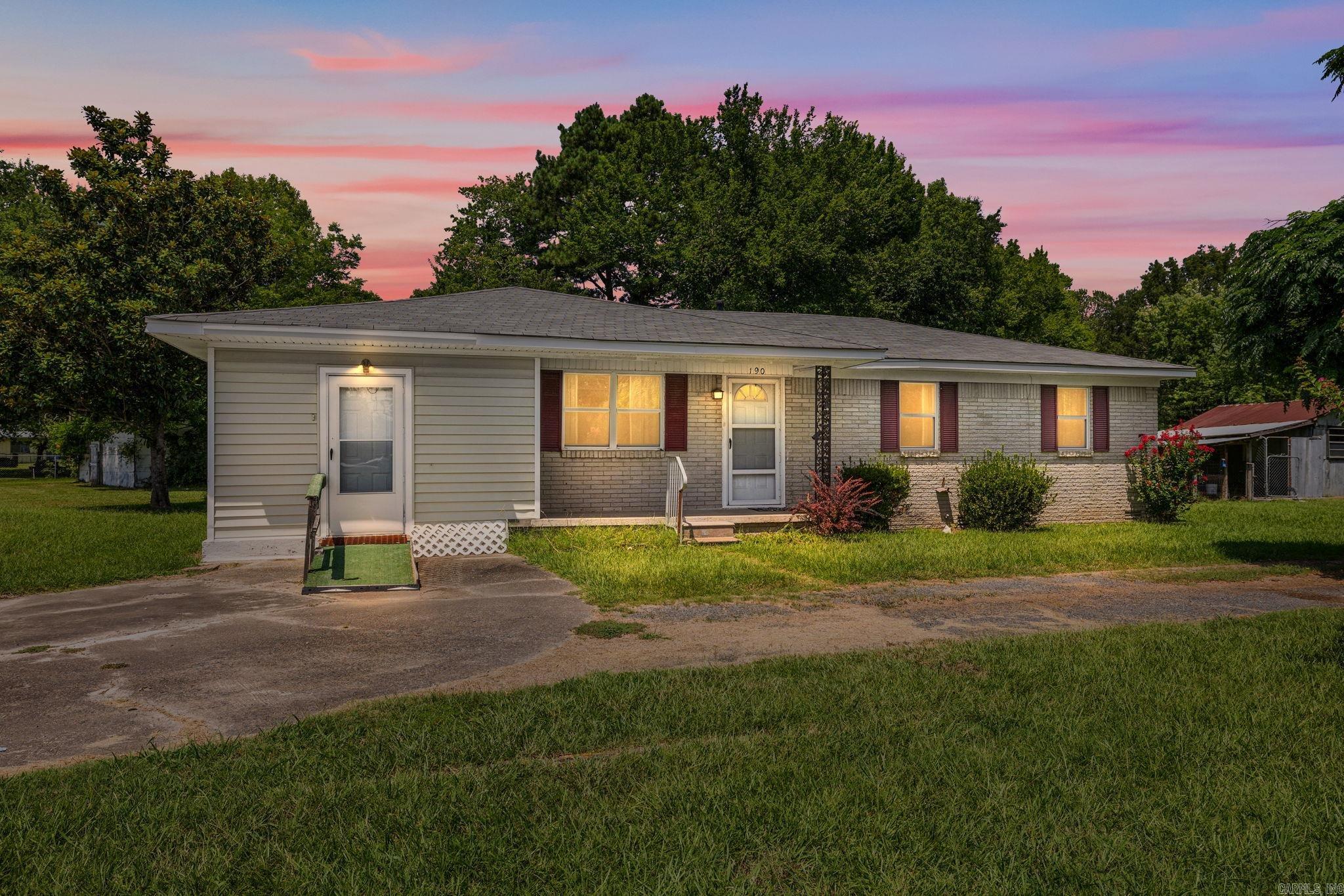 190 Markham, Ward, AR 72176 — photo 2