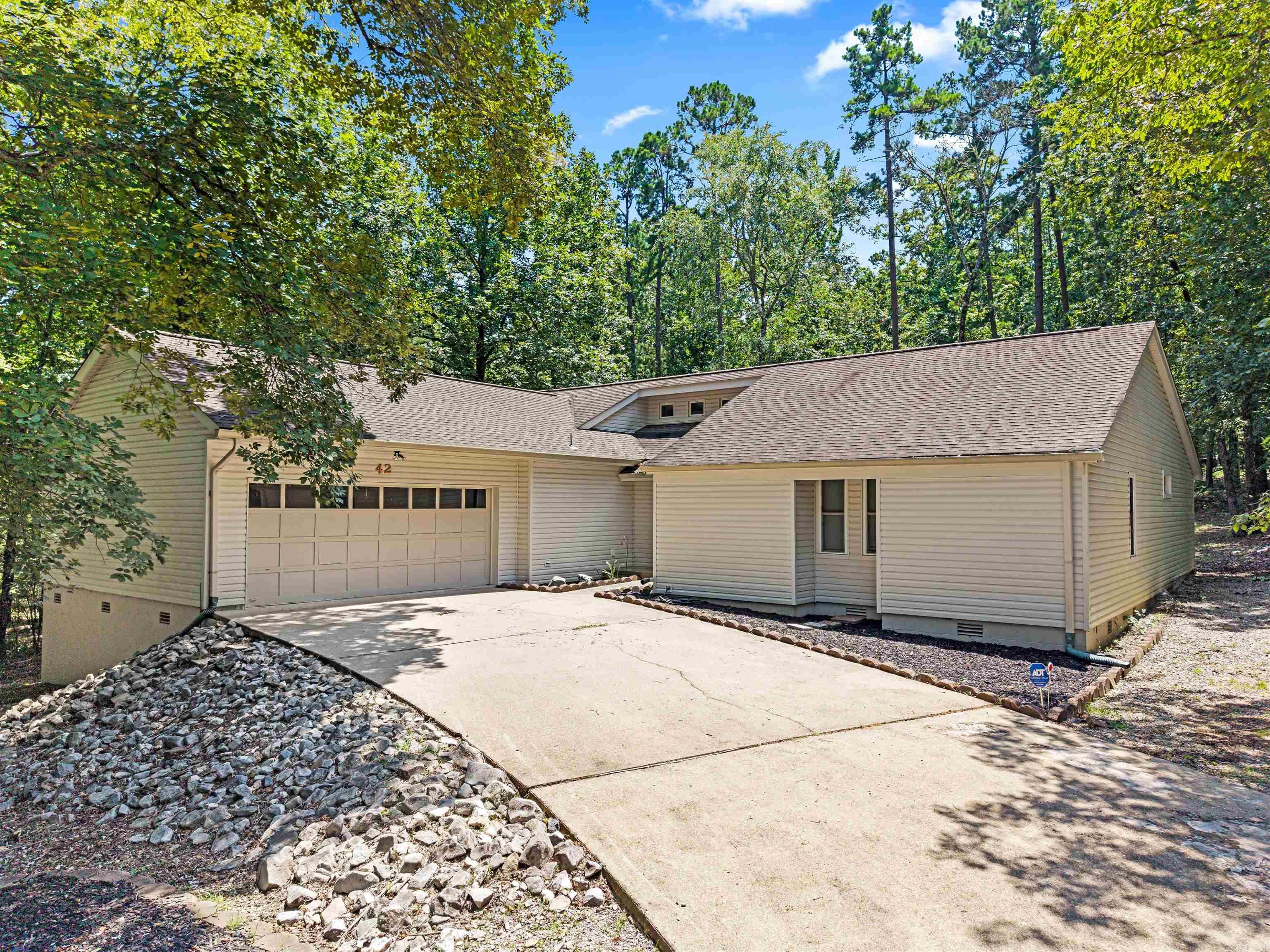 42 Lerida Circle — photo
