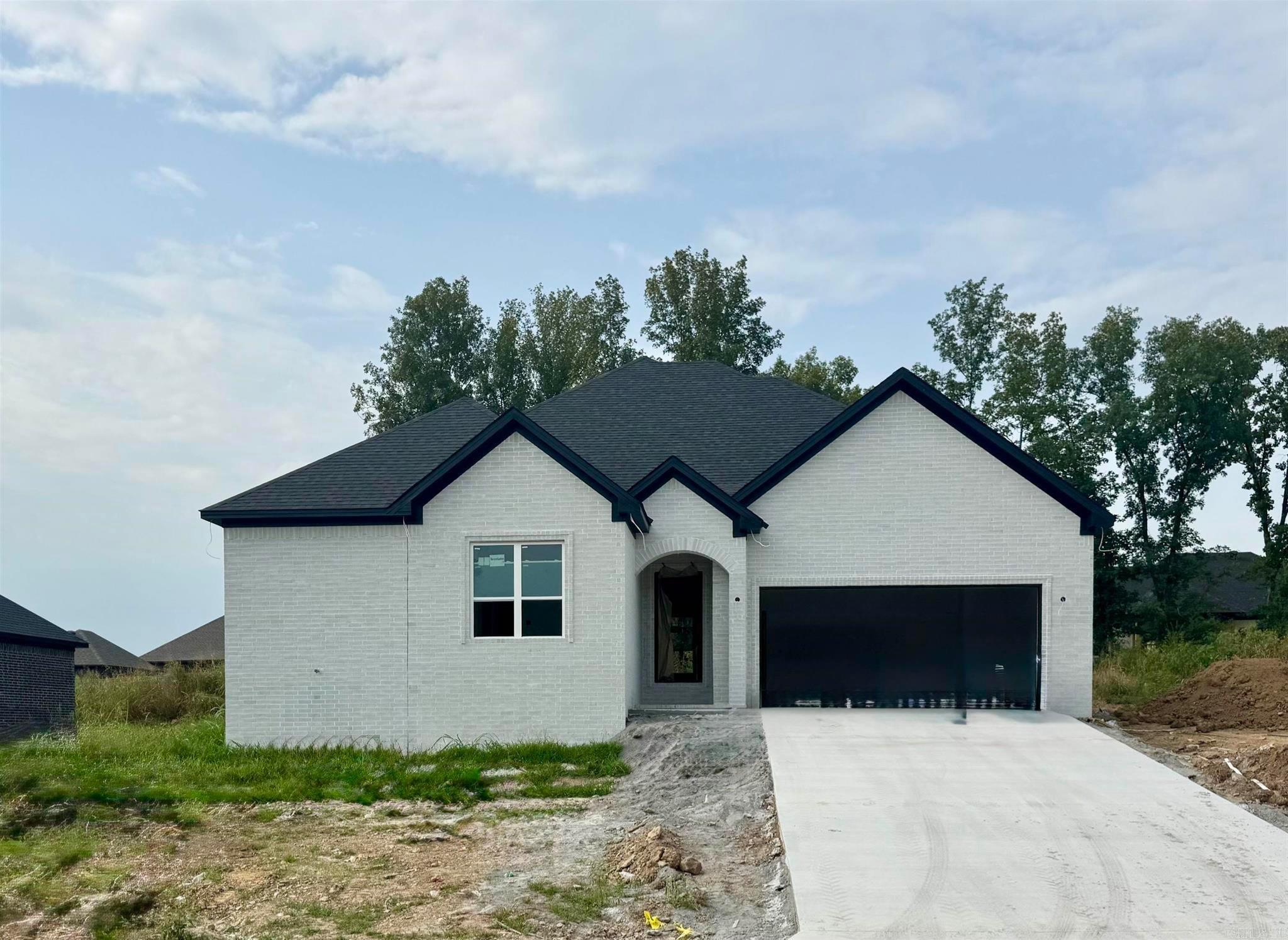 105 Michael Drive — photo