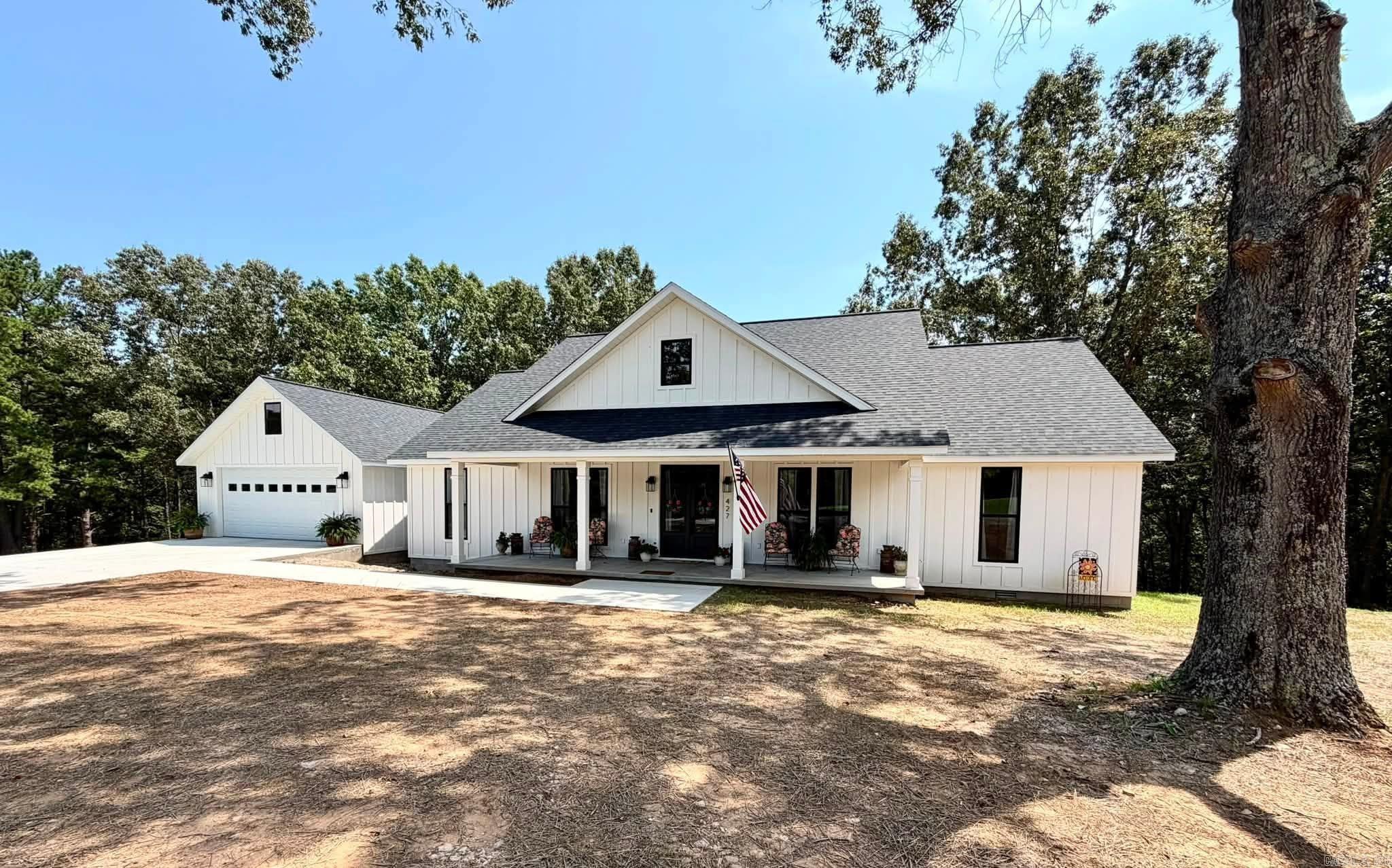 427 Highland Drive — photo