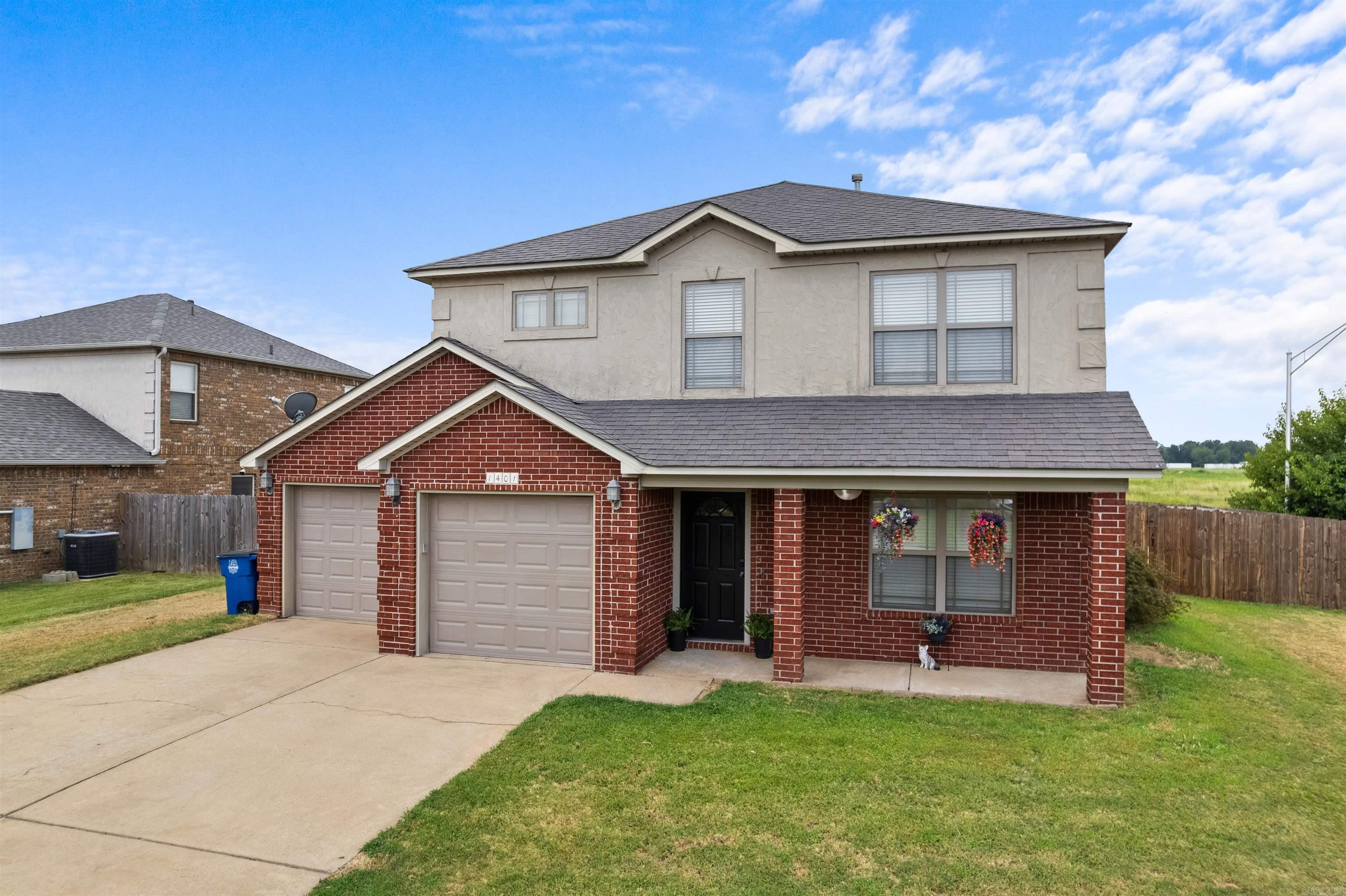1401 Sweetgum Lane — photo