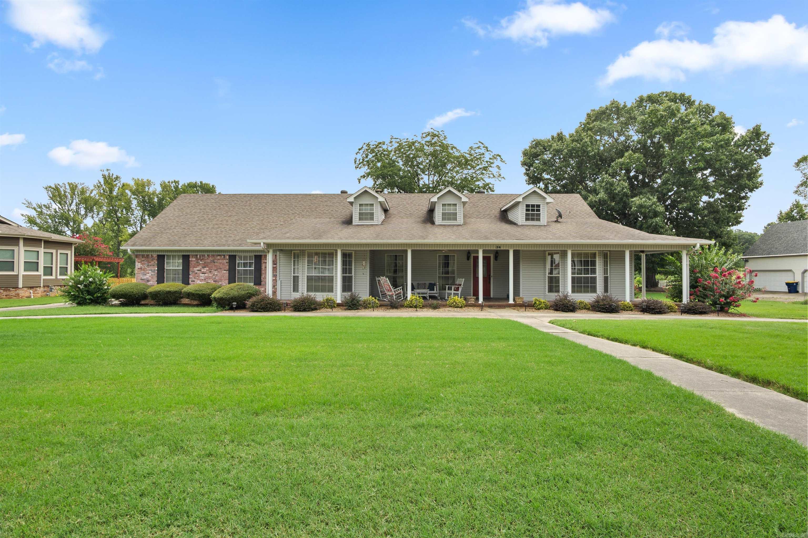 34 Fairway Drive — photo