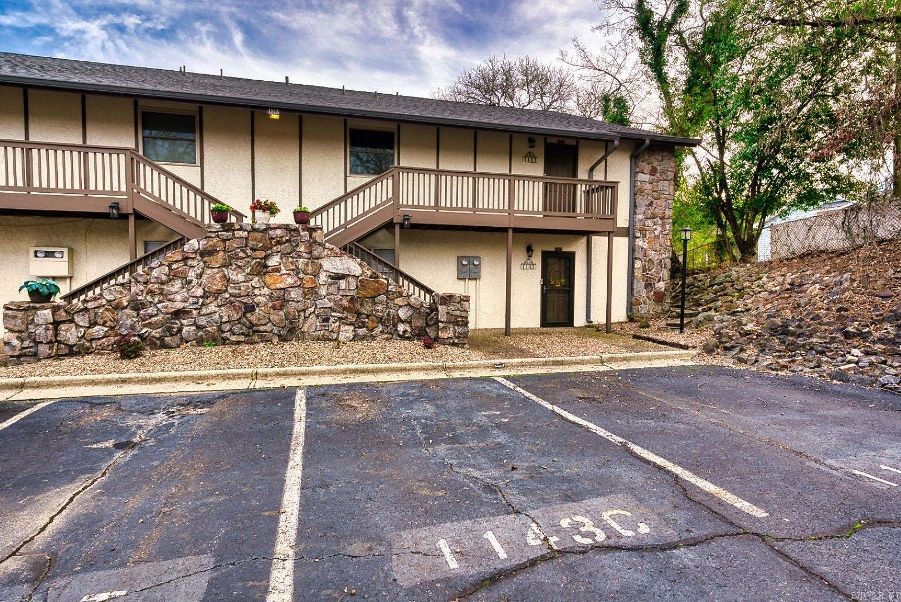 1143 Twin Points Road — photo
