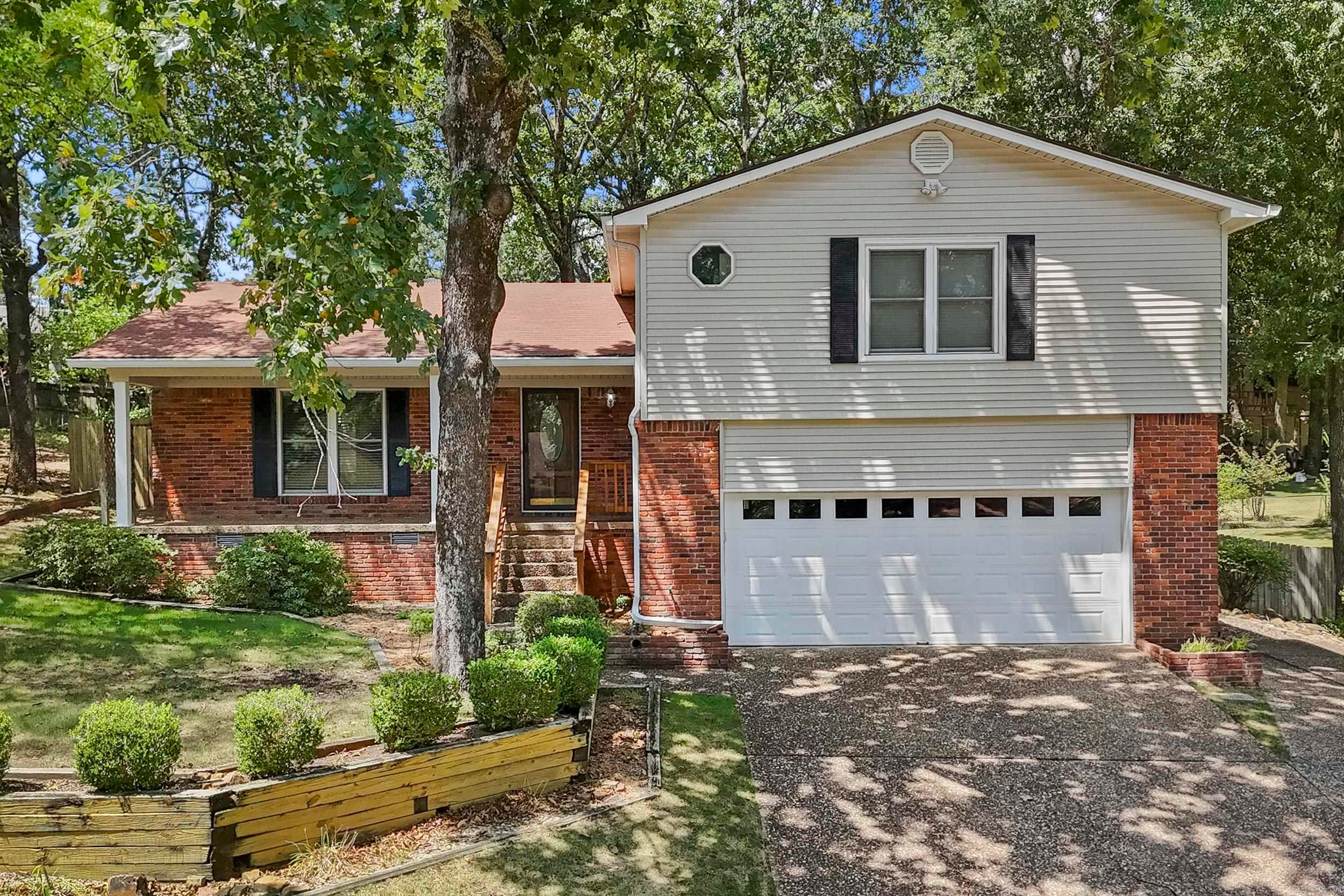2112 Cedar Creek Road — photo