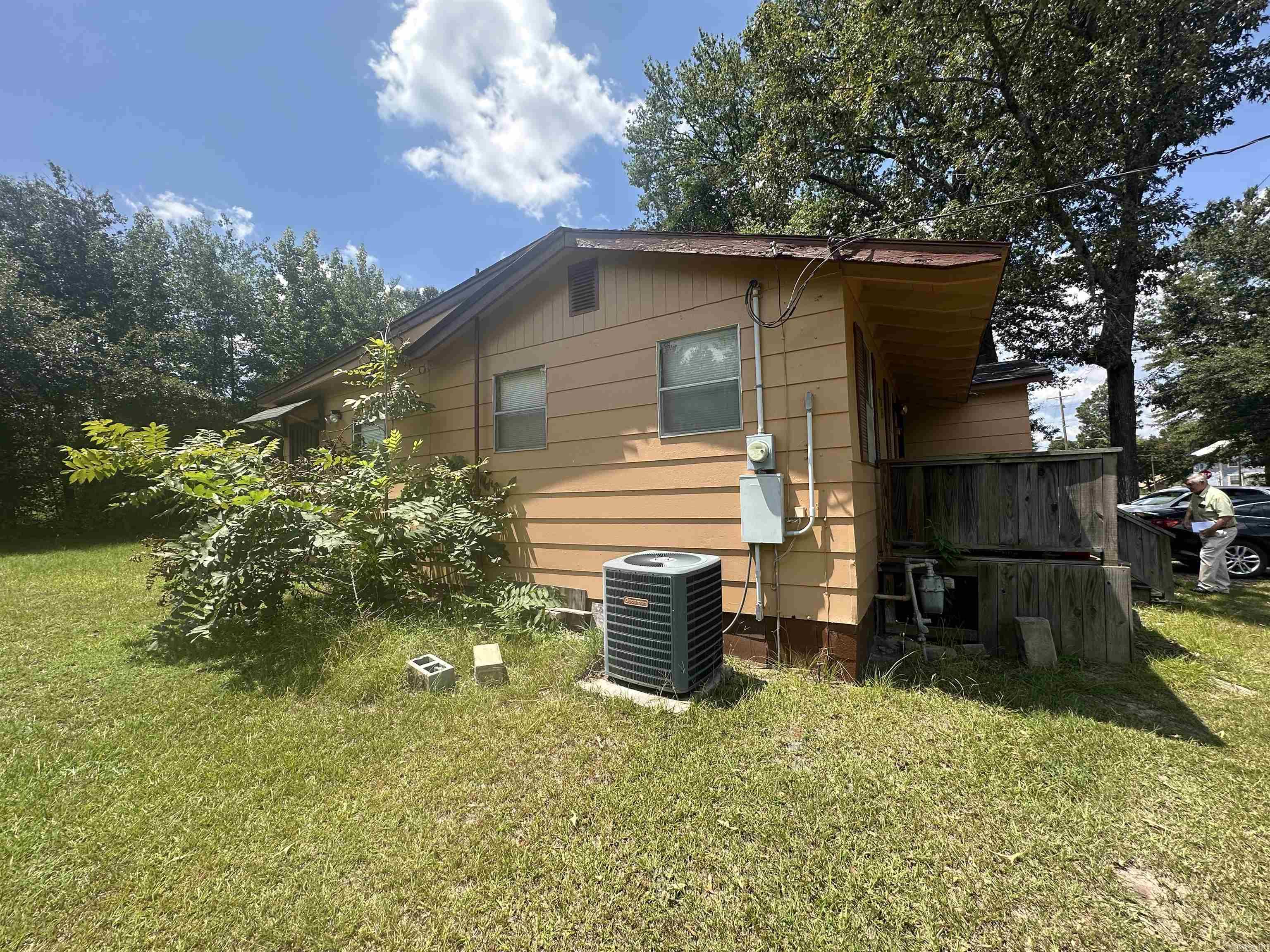 105 E 6th, Fordyce, AR 71742 — photo 2