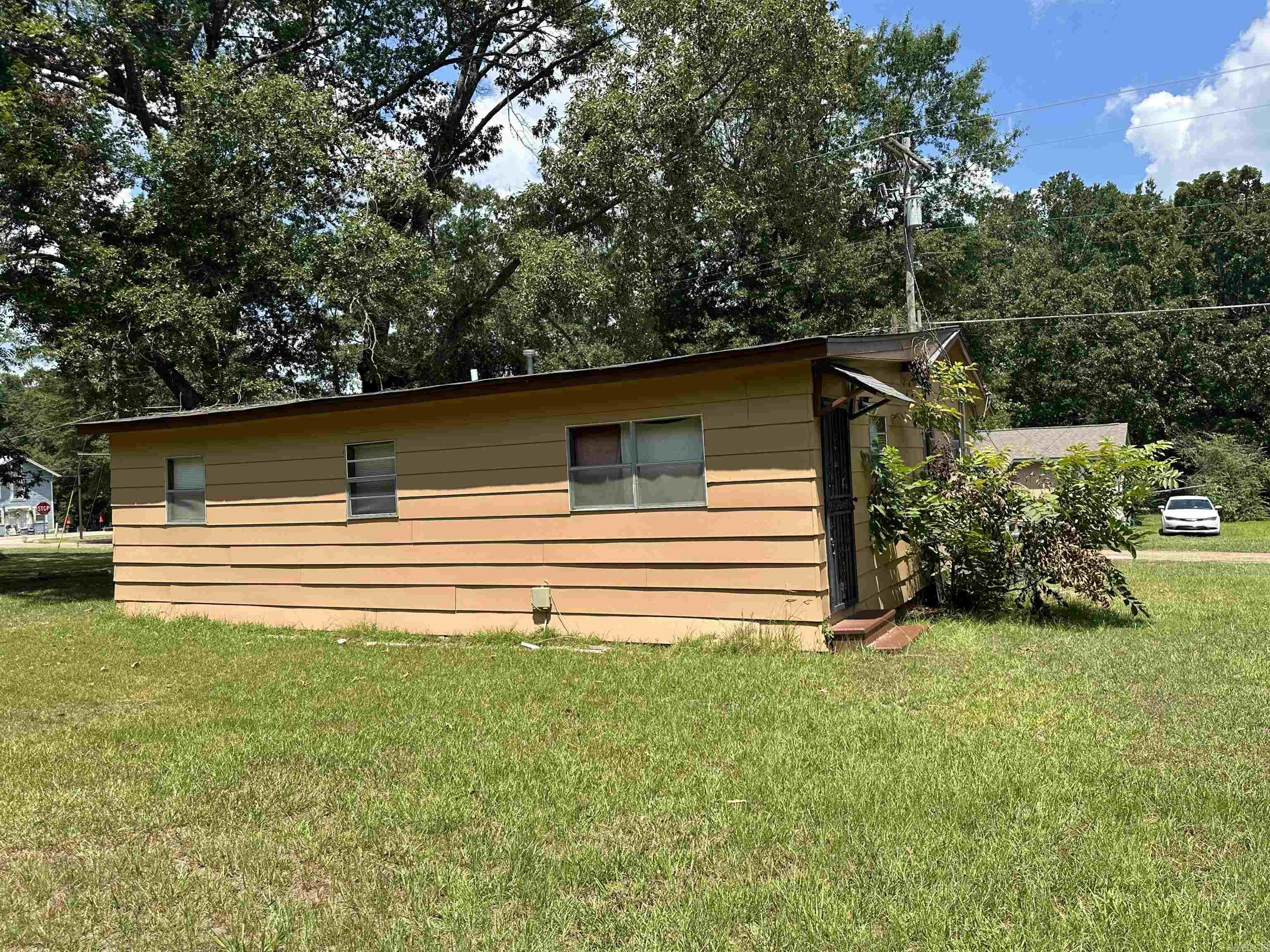 105 E 6th, Fordyce, AR 71742 — photo 3