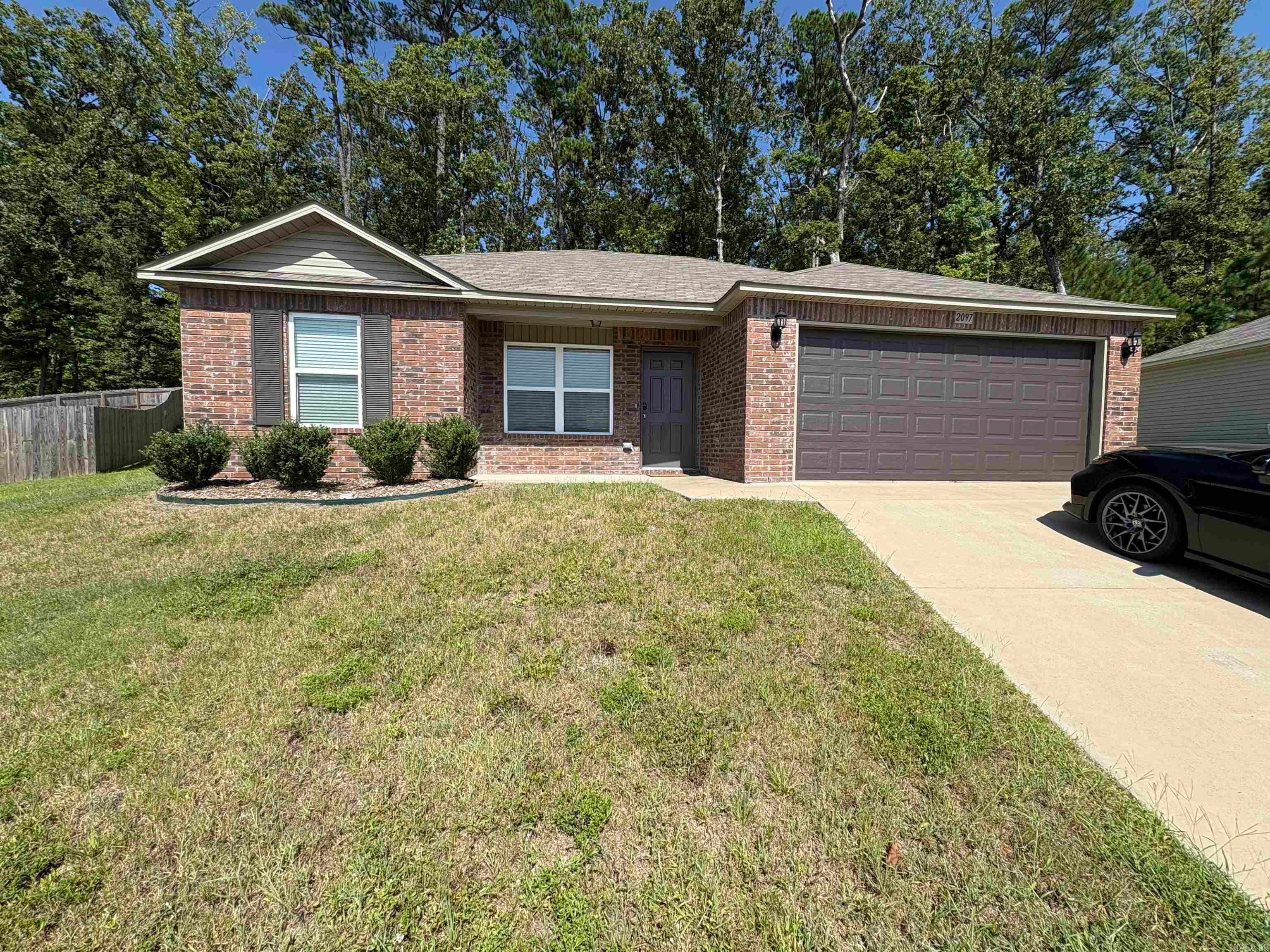 2097 Bentwood Drive — photo