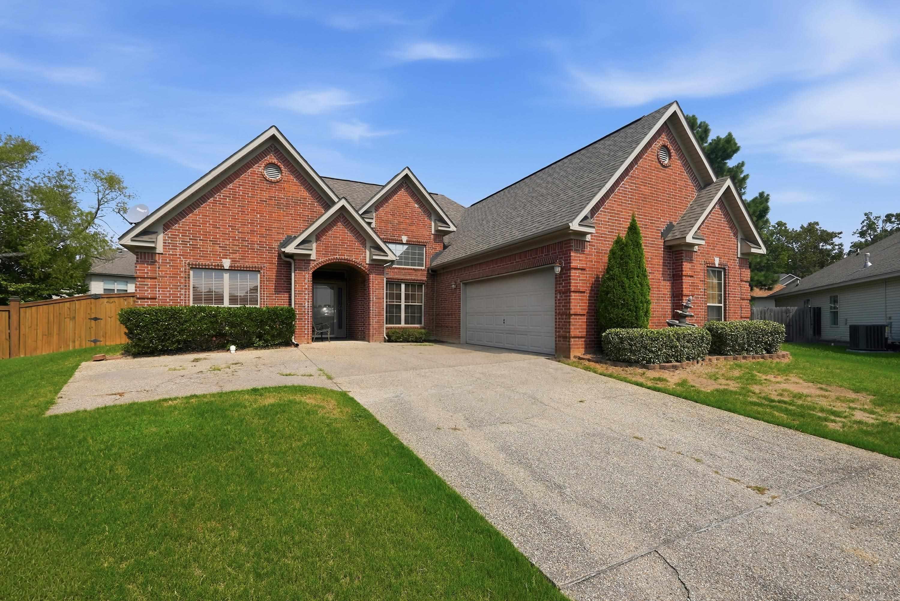 1400 Pleasant Poplar CV — photo