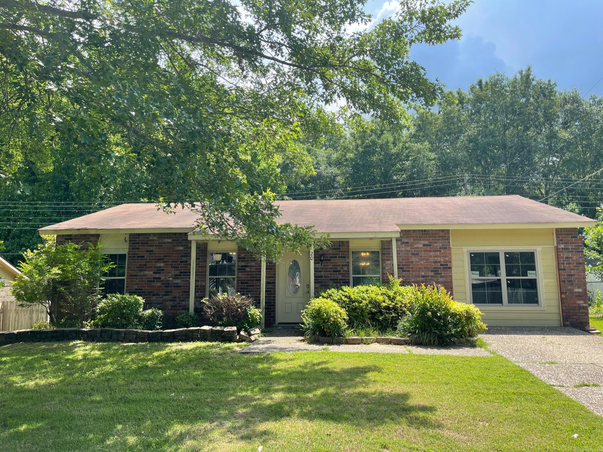 20 Creekdale Drive — photo
