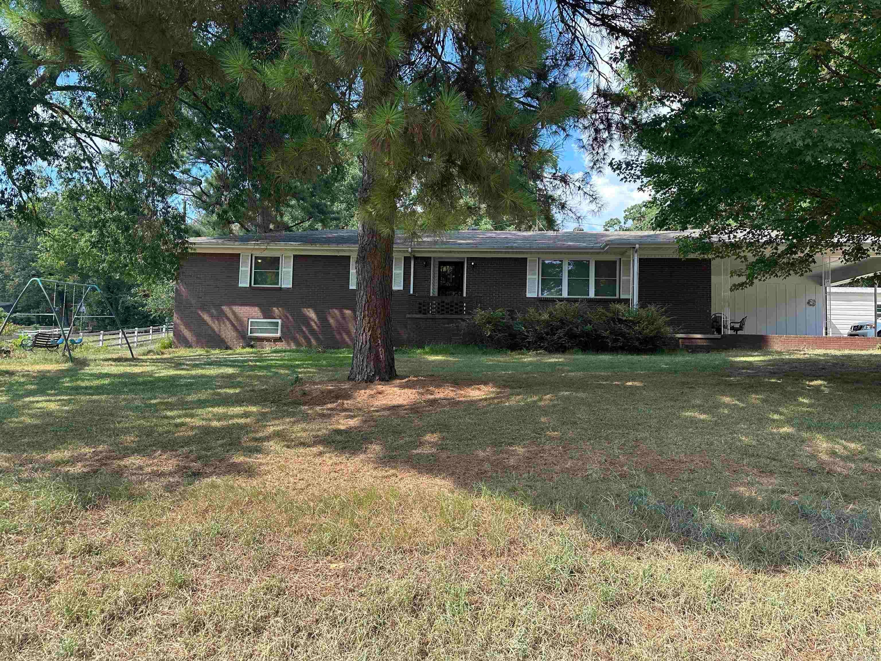 1201 Magnolia Drive — photo