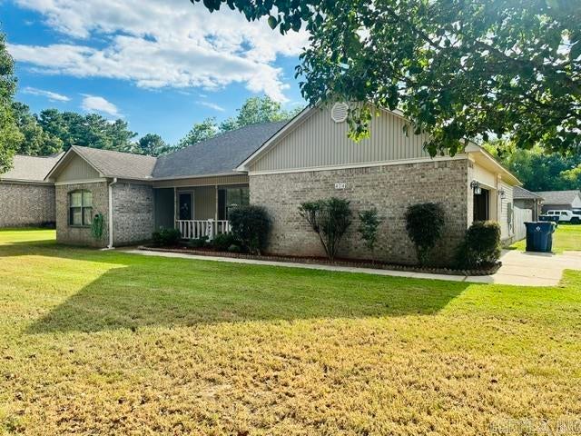 424 Nottingham Drive — photo