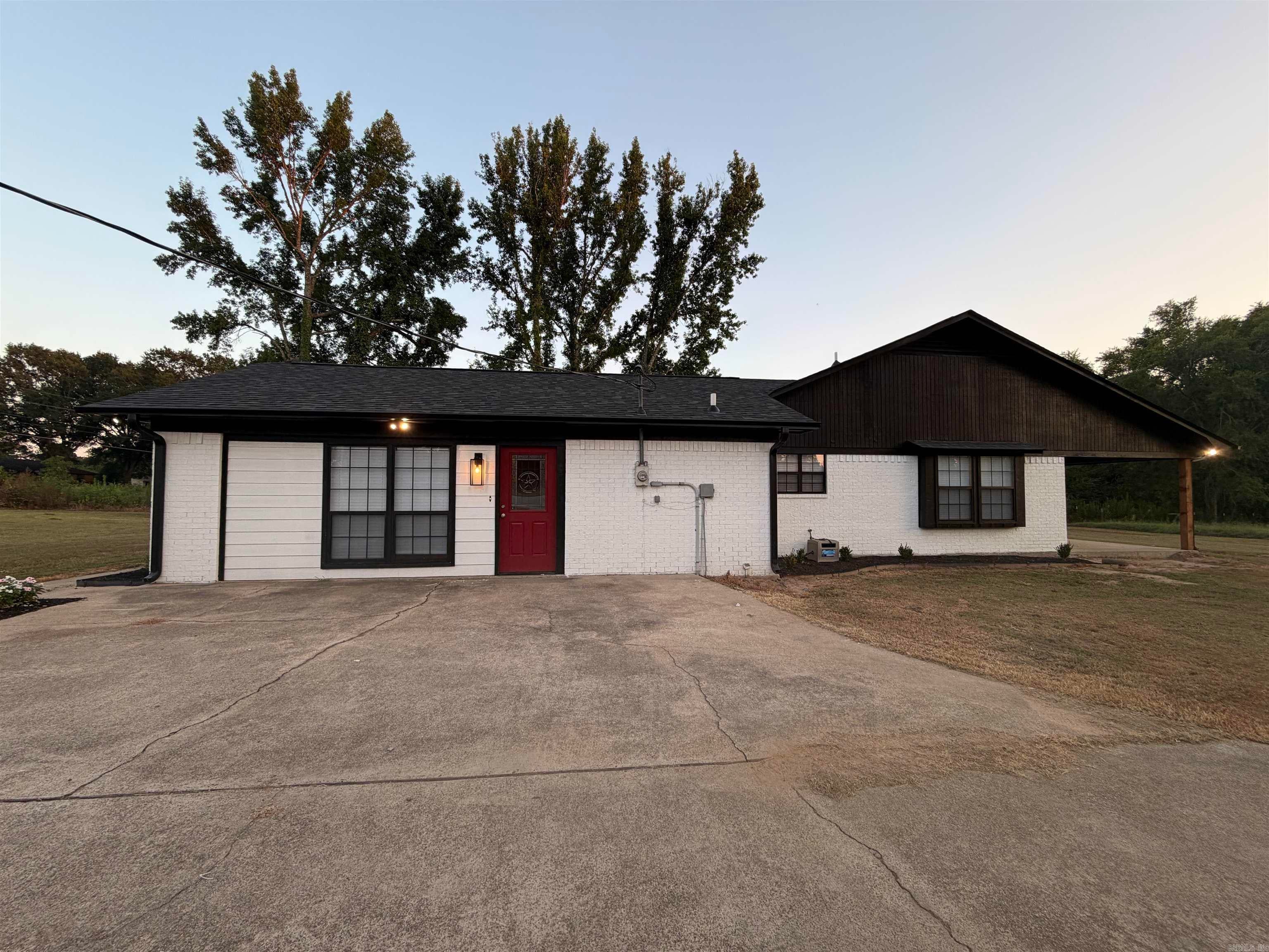 Home in Texarkana, AR 71854 — photo 3