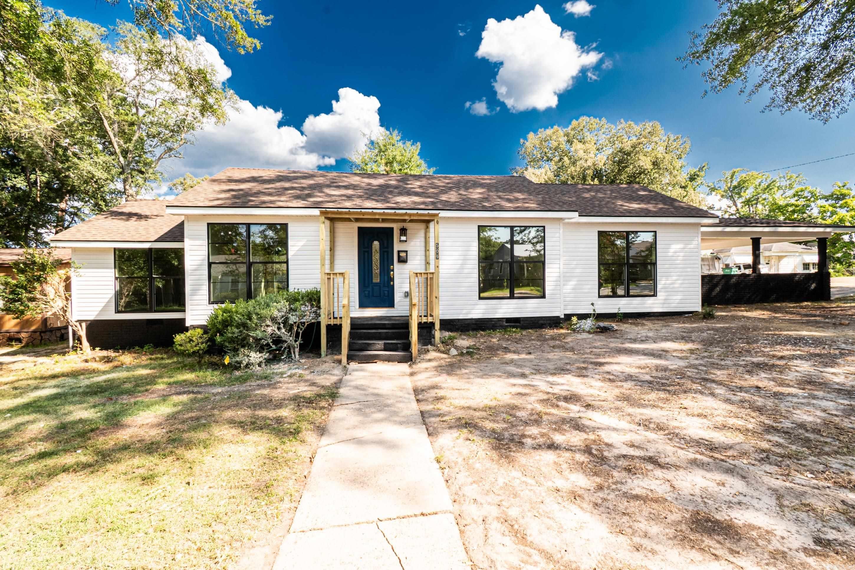 509 S Parkway Drive — photo