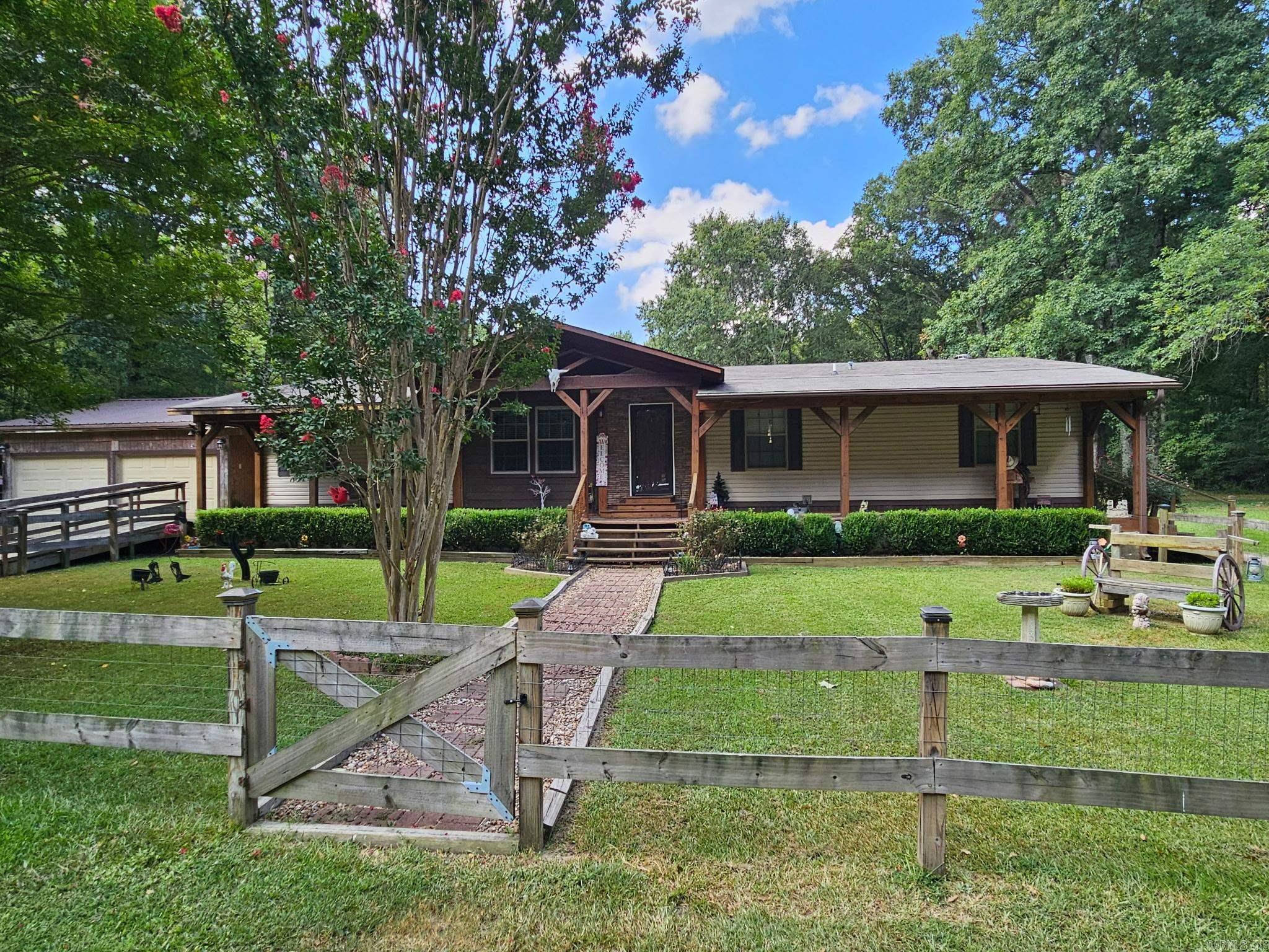 505 Katie Ln — photo
