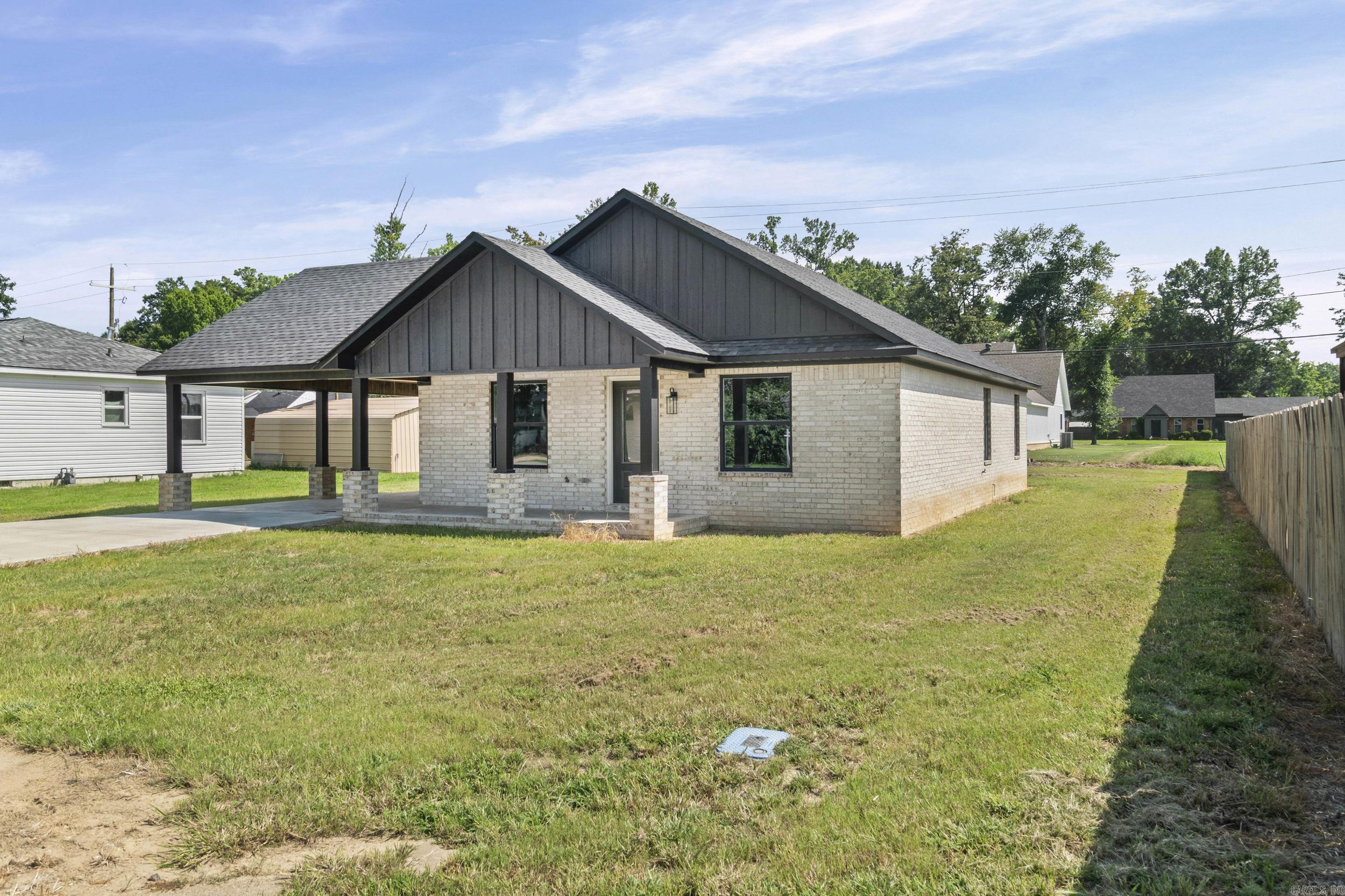 809 Forrest Ave E, Wynne, AR 72396 — photo 3
