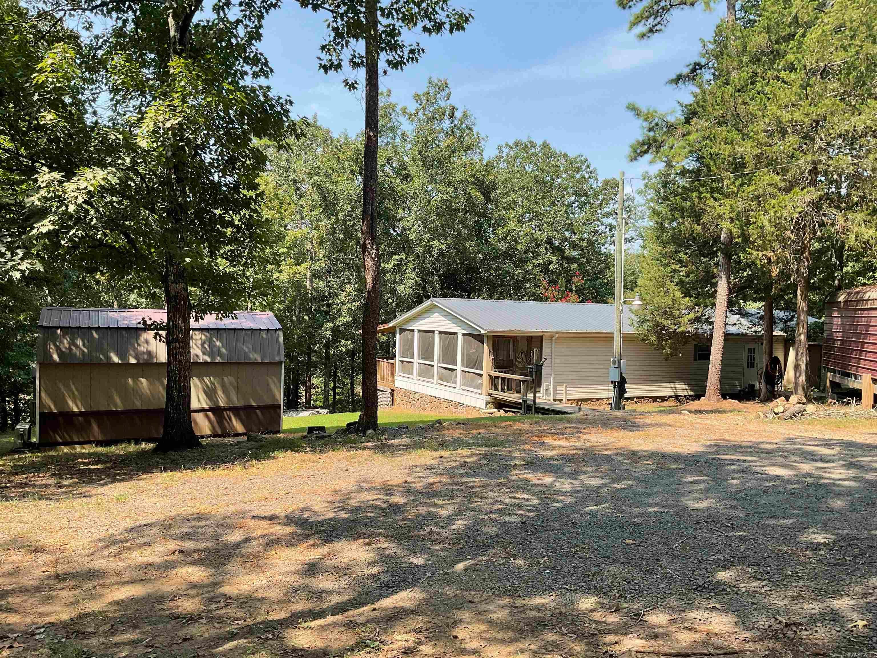 Home in Greers Ferry, AR 72067 — photo 3