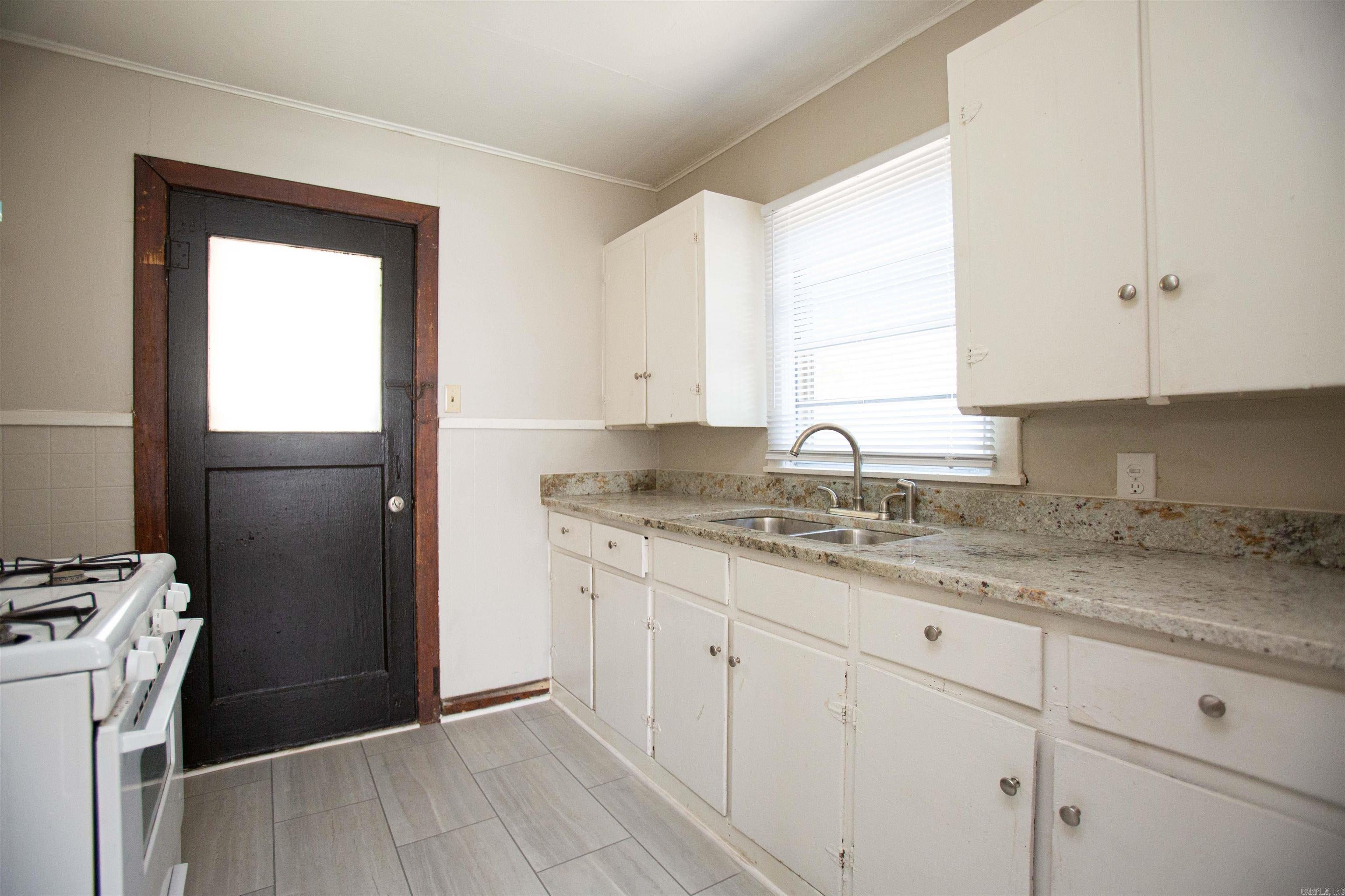 Home in North Little Rock, AR 72117 — photo 2