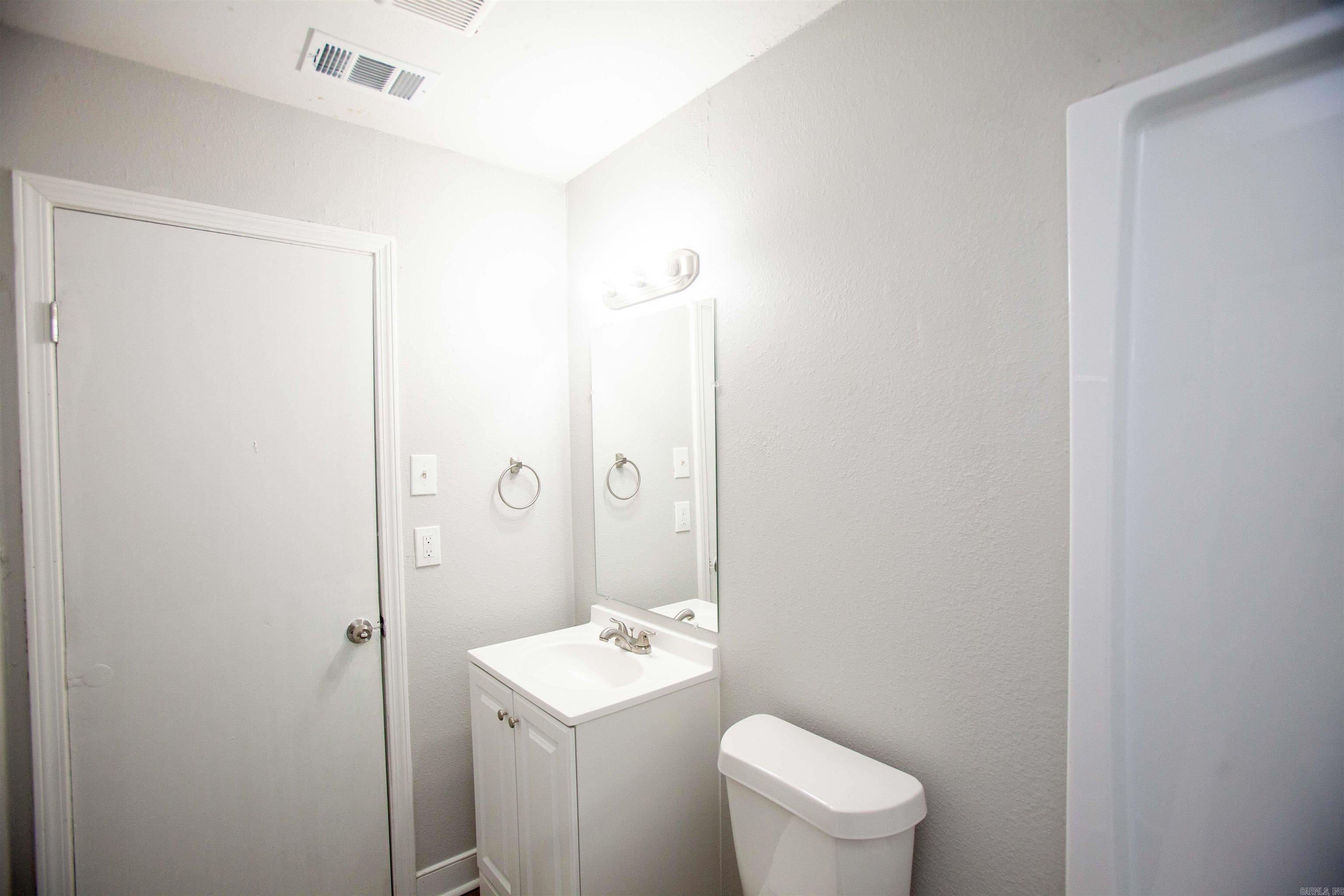 Home in Little Rock, AR 72209 — photo 3